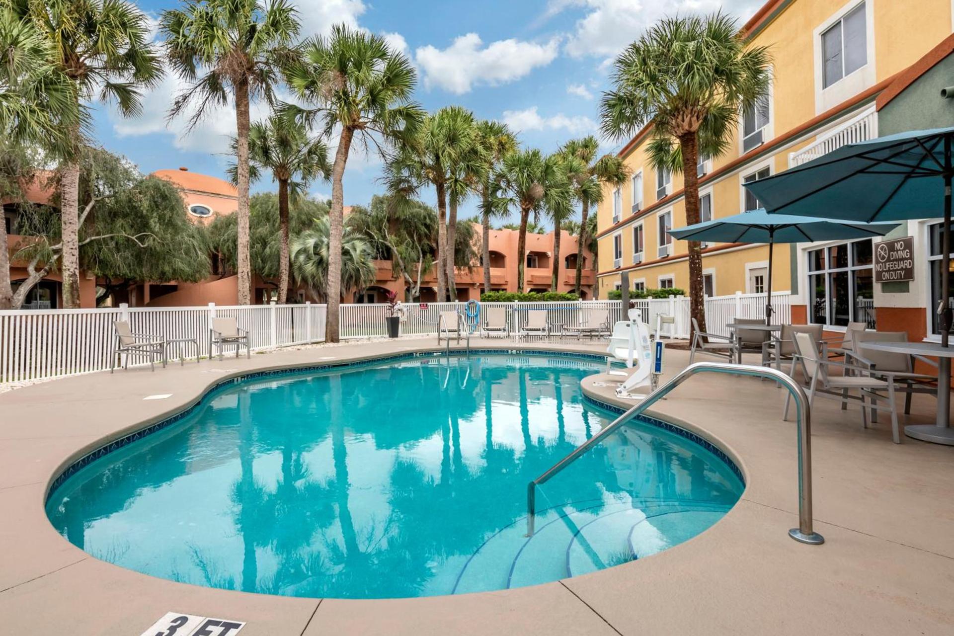 Holiday Inn Express Hotel & Suites - The Villages by IHG photo 87
