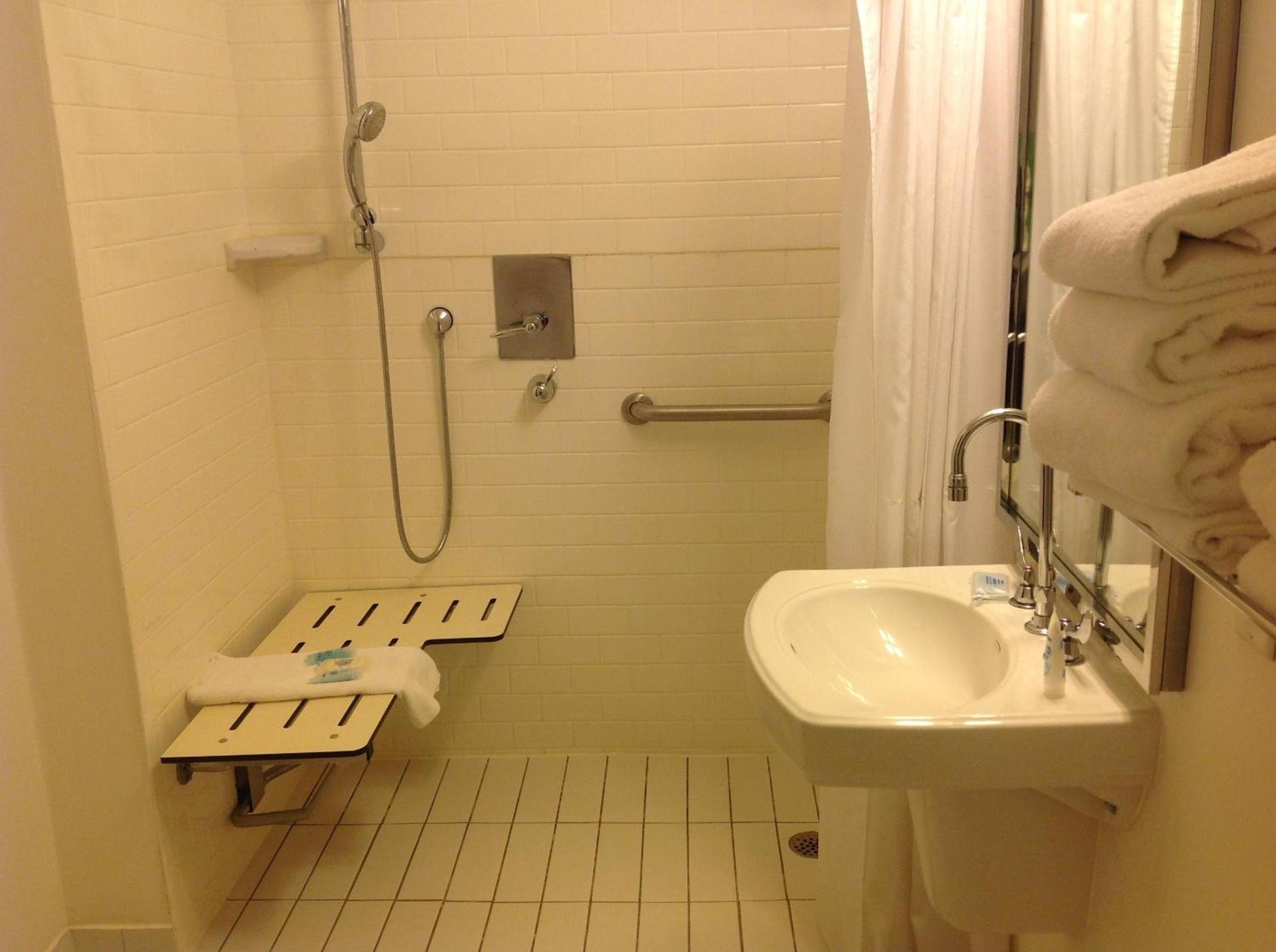 Wyndham Garden Manassas photo 25