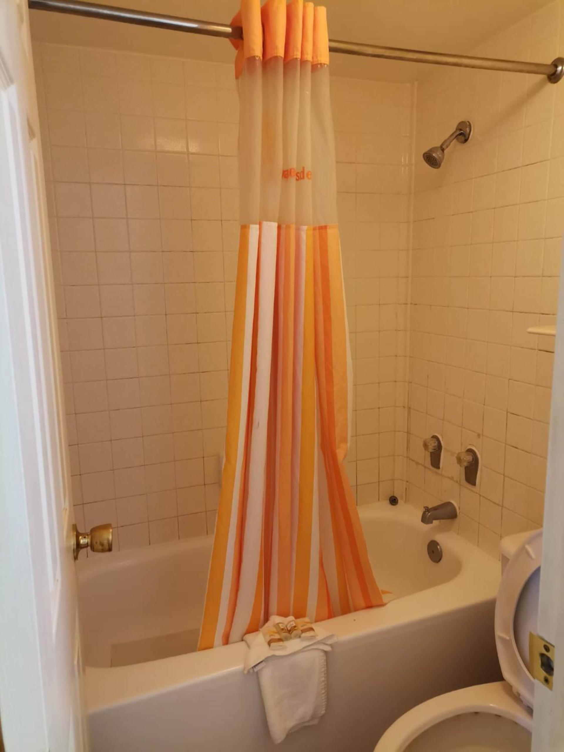 Super 8 by Wyndham San Antonio Near SeaWorld Ingram Park photo 19