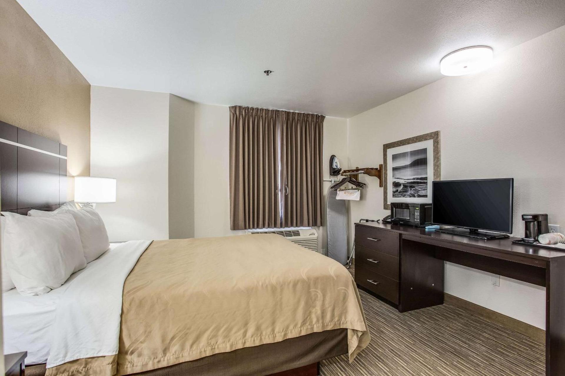 Quality Inn & Suites Meridian - West Boise photo 8