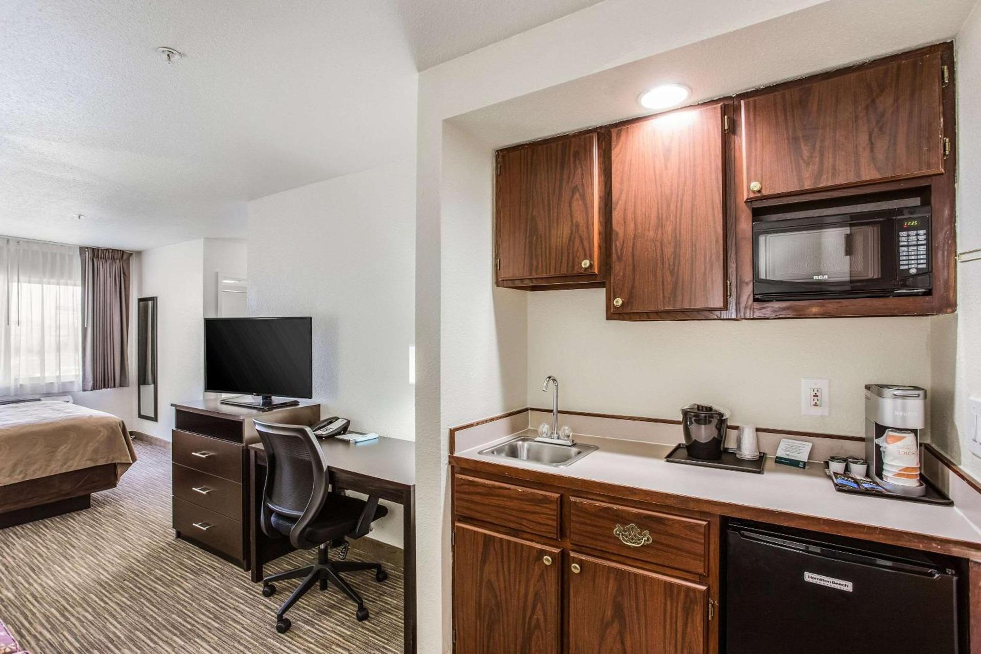 Quality Inn & Suites Meridian - West Boise photo 13