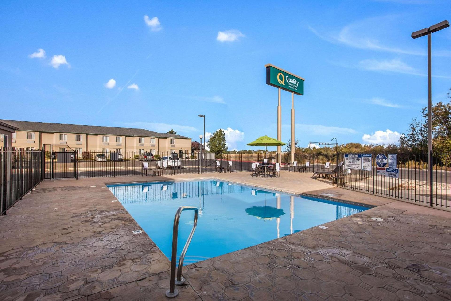 Quality Inn & Suites Meridian - West Boise photo 33