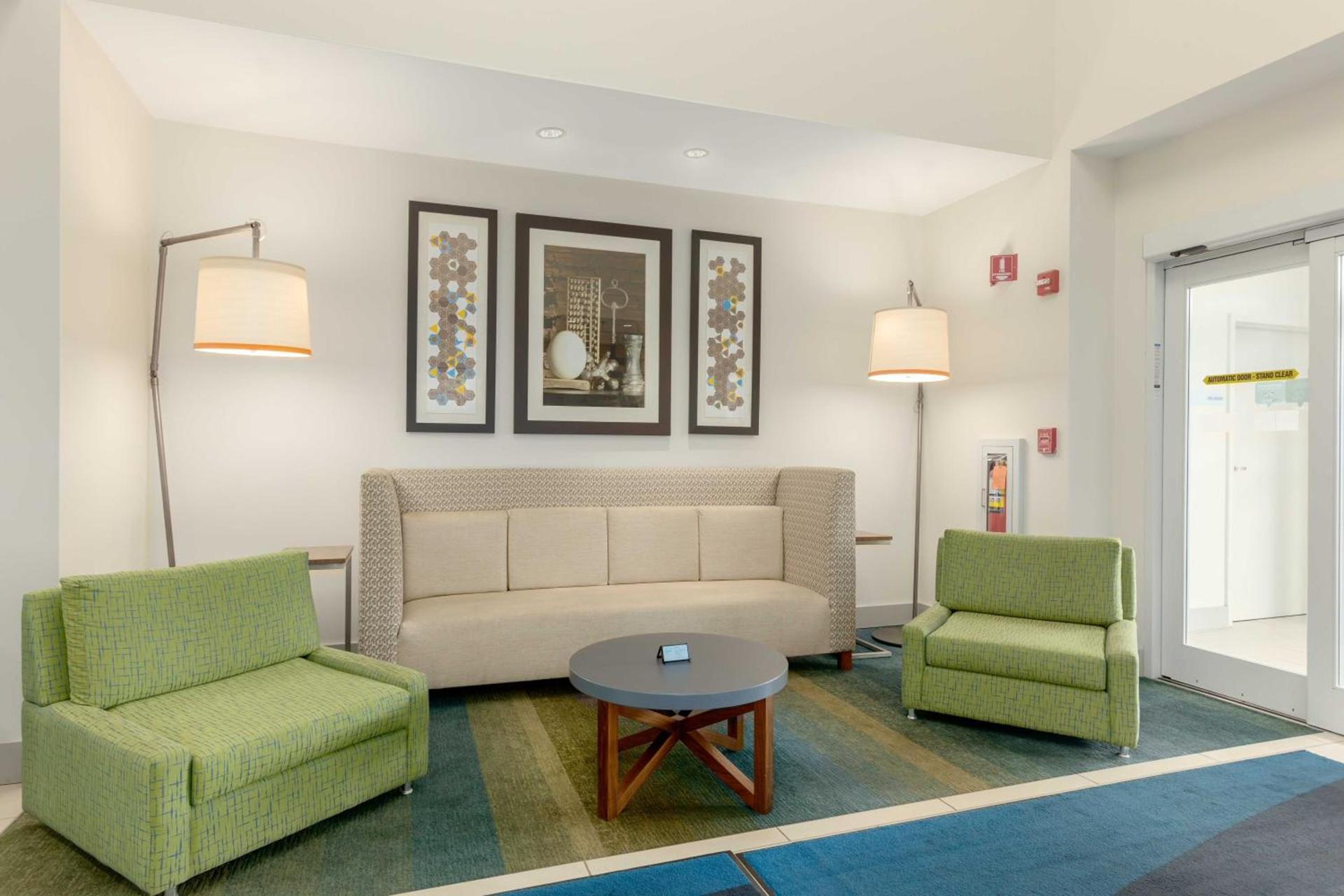Holiday Inn Express Hotel & Suites Binghamton University-Vestal by IHG photo 13