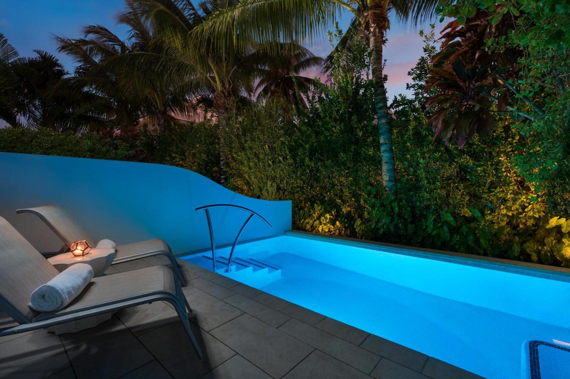 H2O Suites- Adults Only photo 17