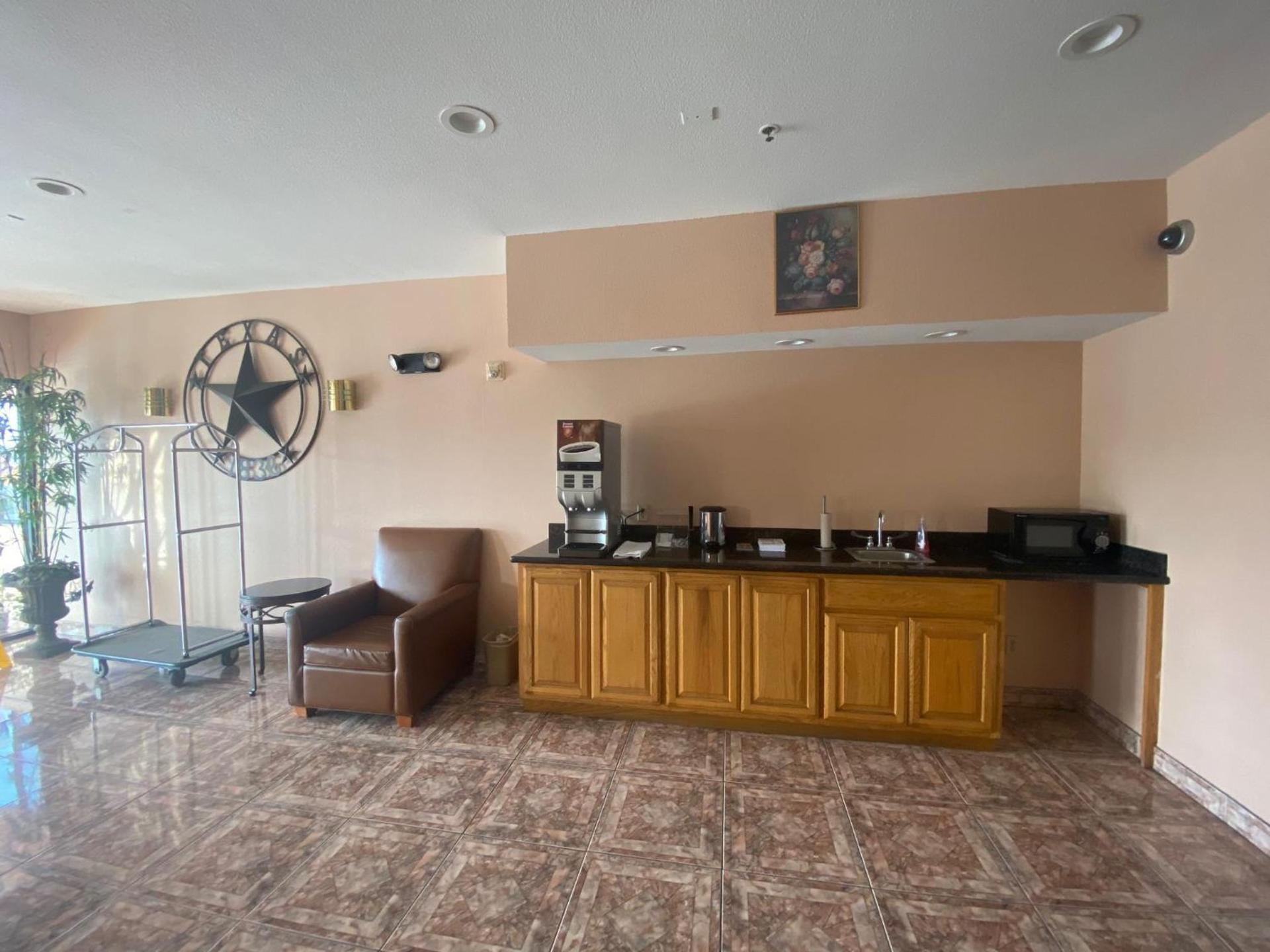 Tropicana Inn and Suites photo 27