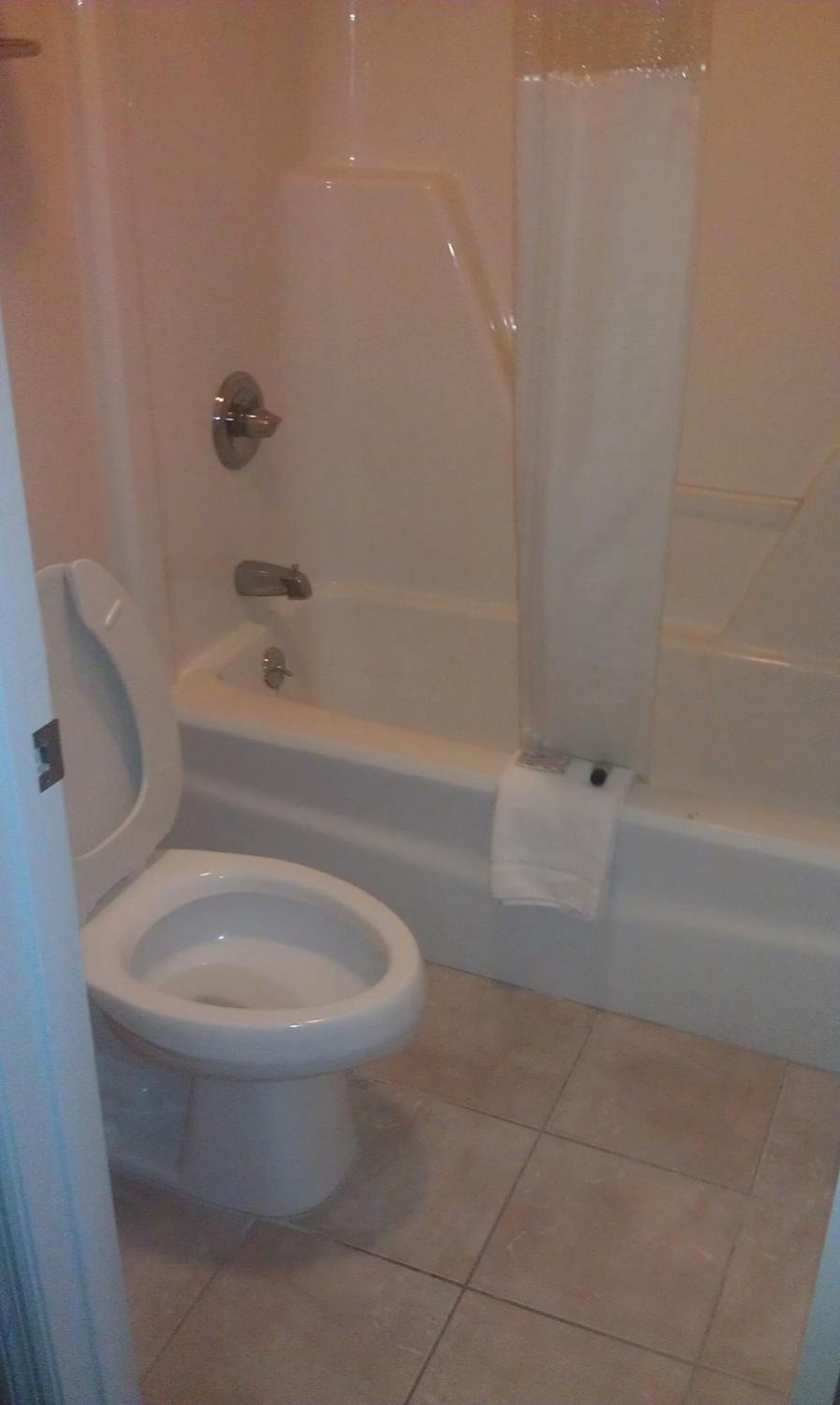 GuestHouse Inn Dothan photo 26