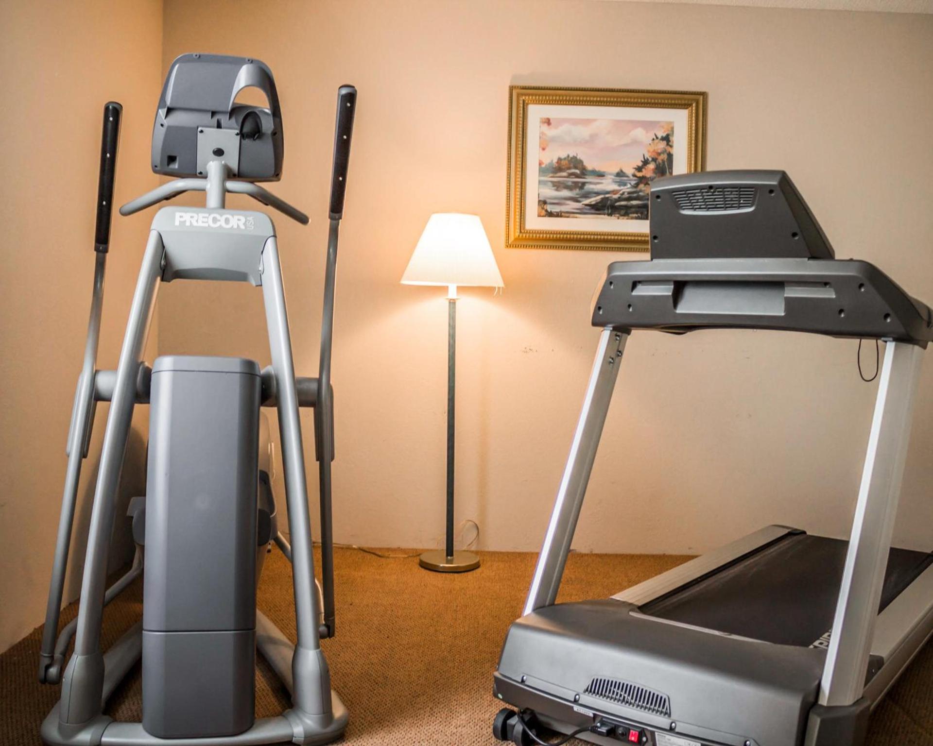 Quality Inn & Suites Manistique photo 12