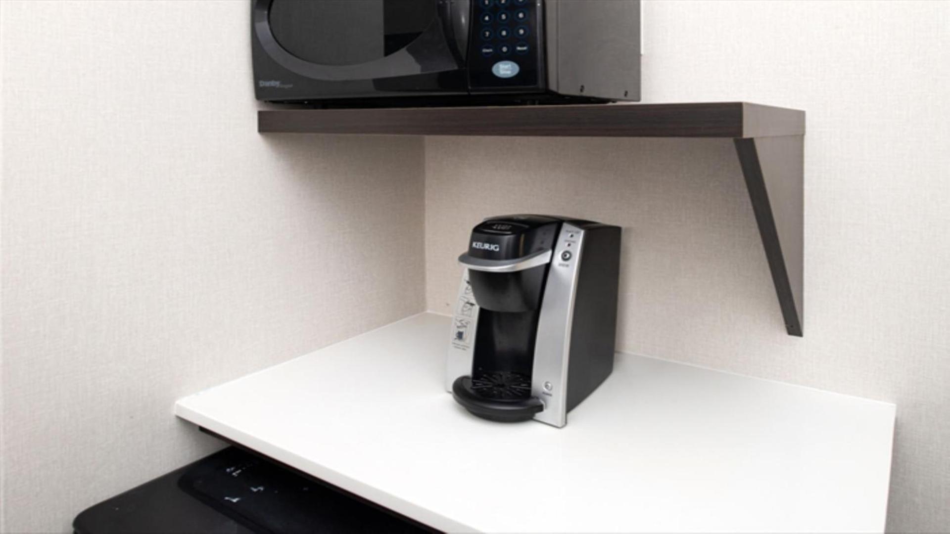 Holiday Inn Express Cincinnati West by IHG photo 47