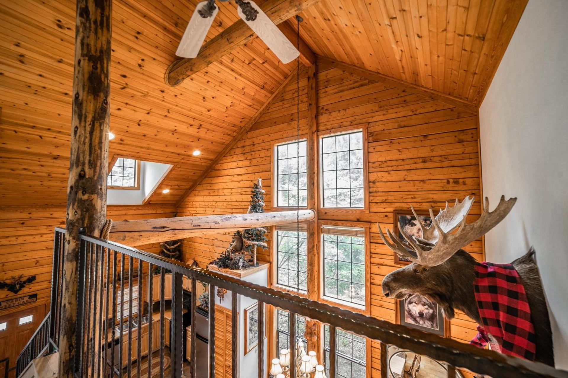 Cabins at Grand Mountain photo 11