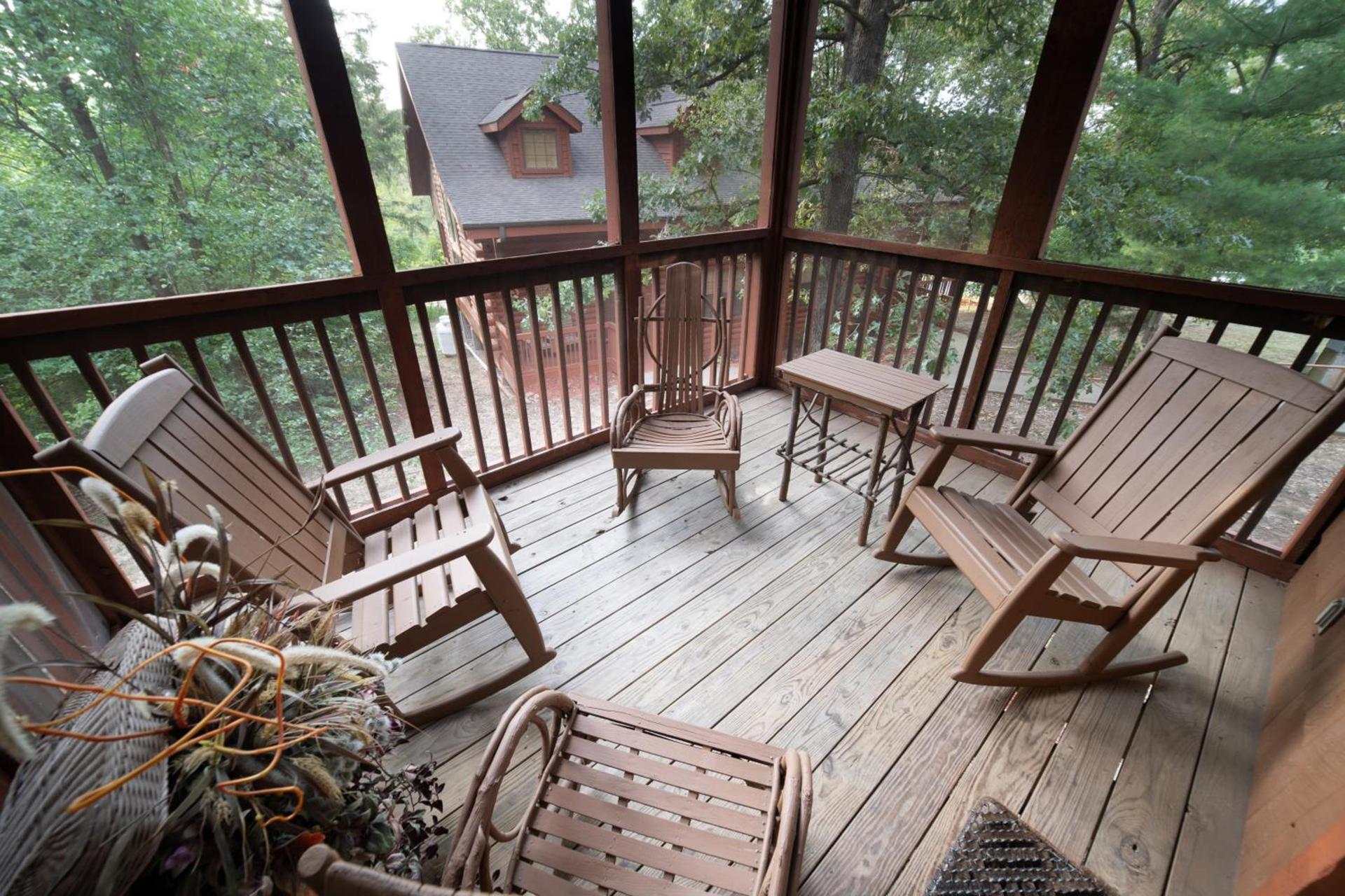 Cabins at Grand Mountain photo 17