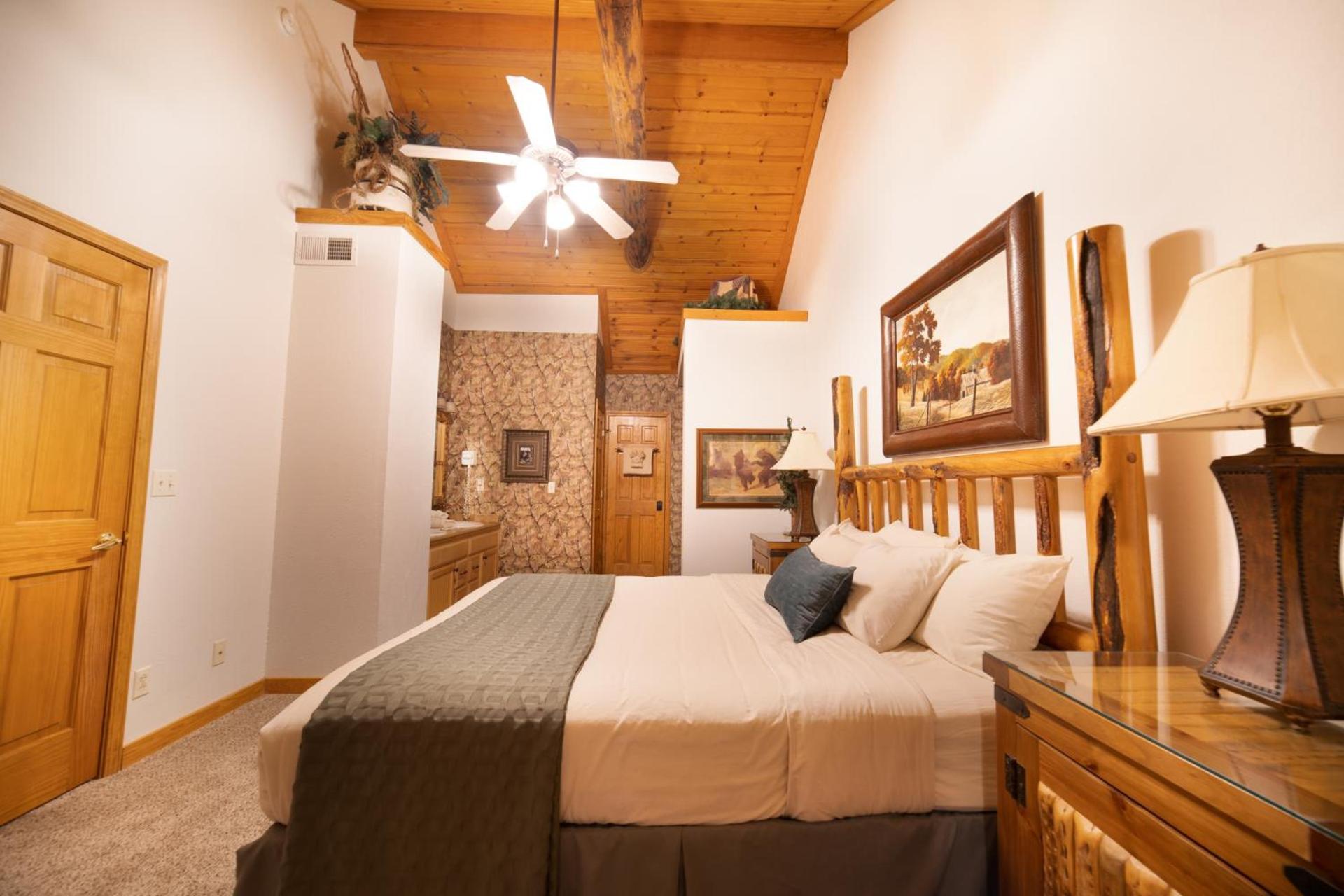 Cabins at Grand Mountain photo 18