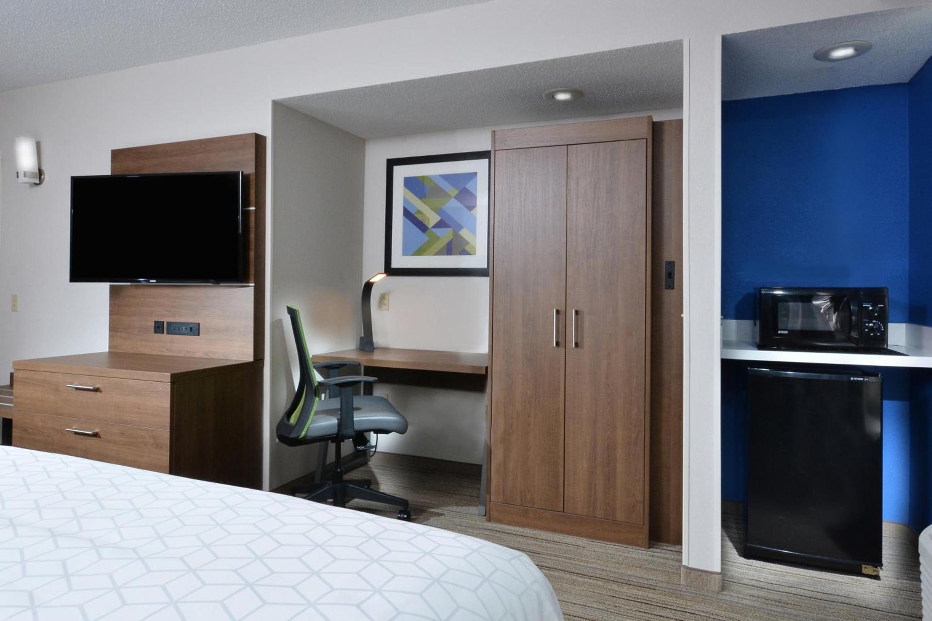Holiday Inn Express Durham by IHG photo 13