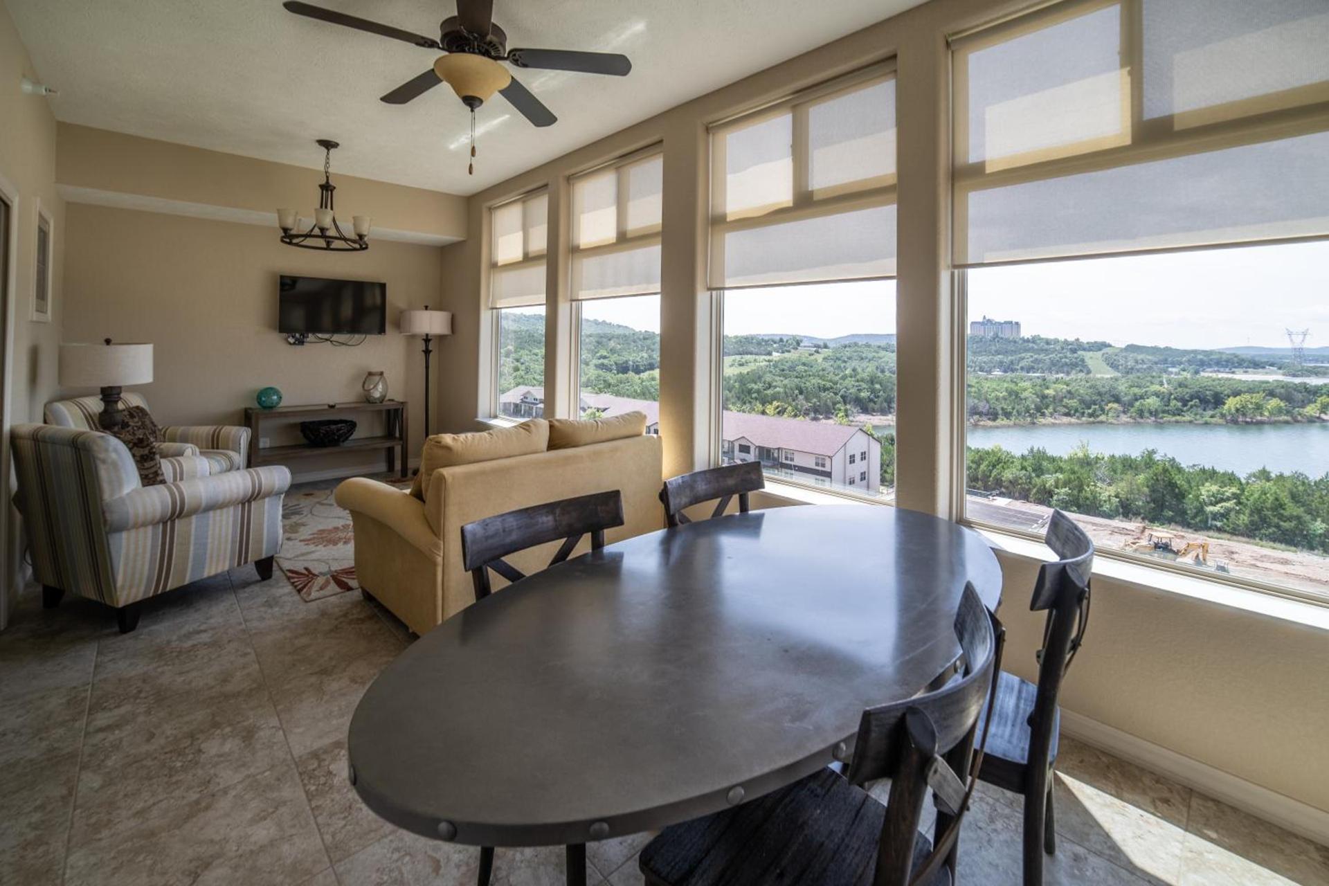 Majestic at Table Rock photo 27