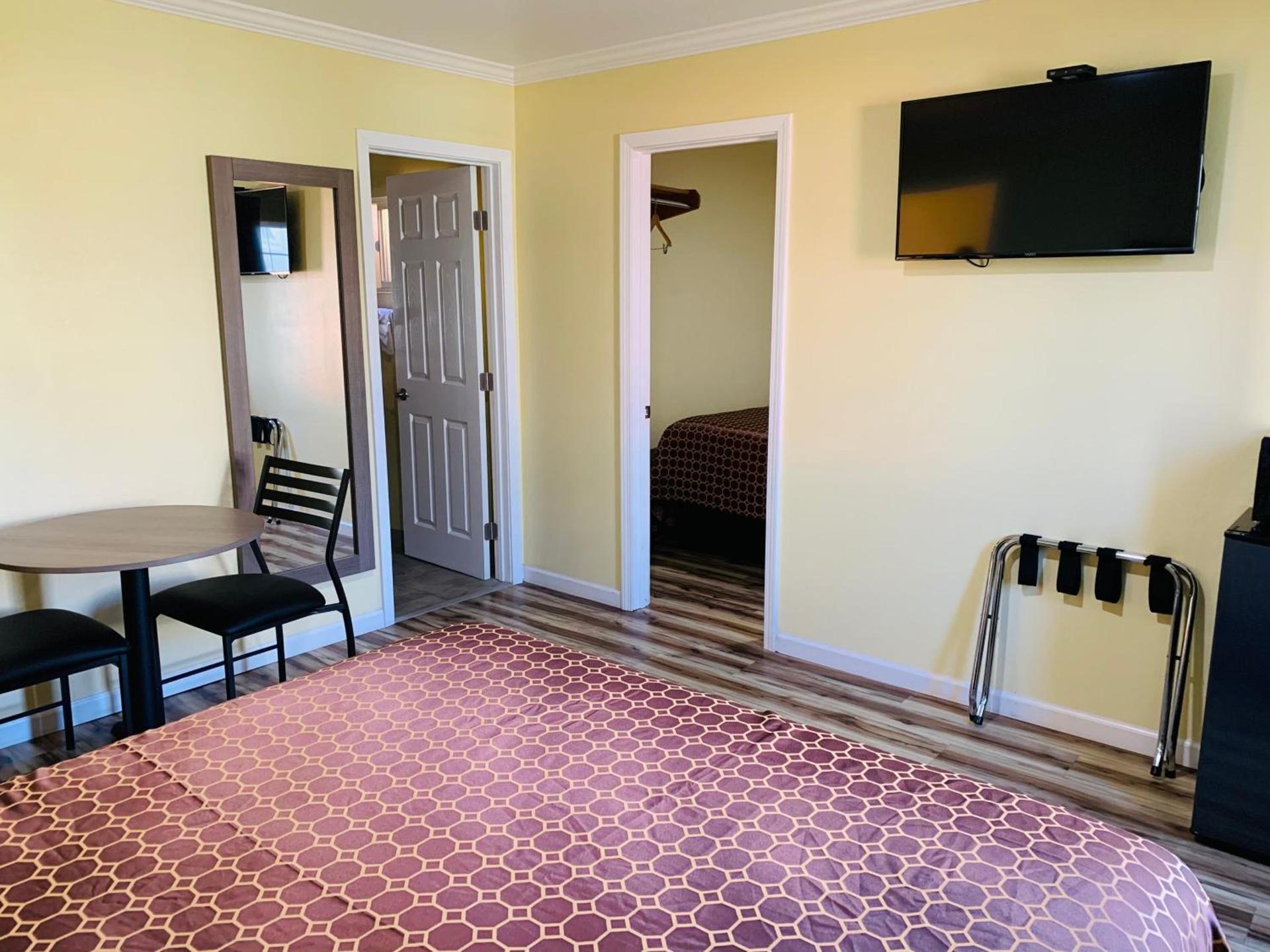 Central Coast Inn photo 26
