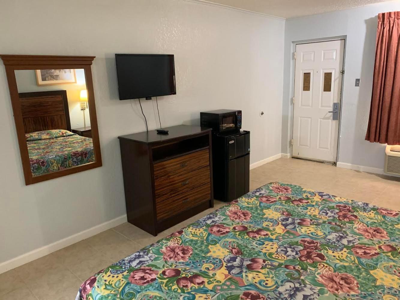 Executive Inn Mercedes Weslaco photo 7