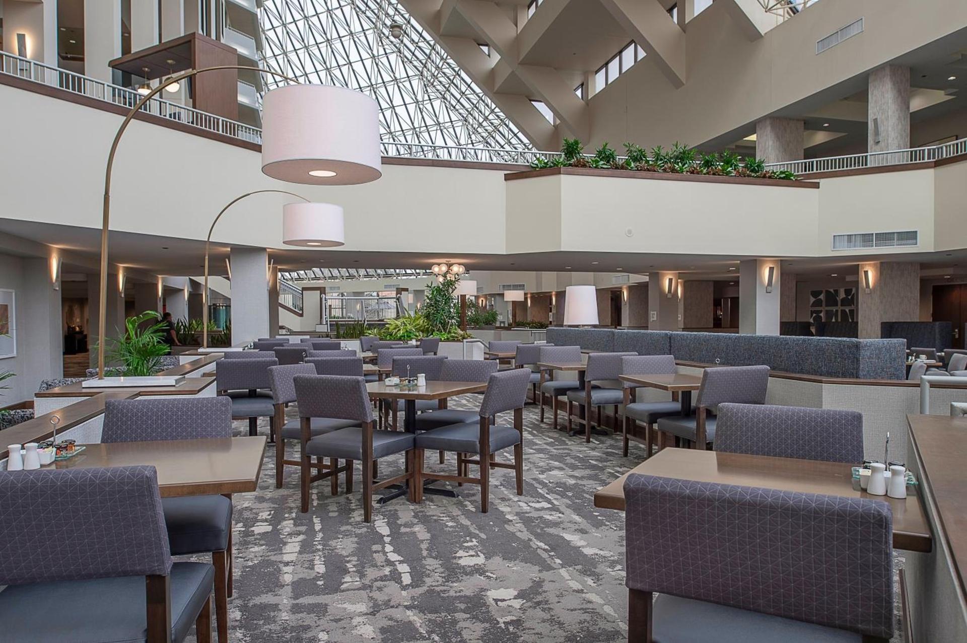 Crowne Plaza Hotel St. Louis Airport by IHG photo 15