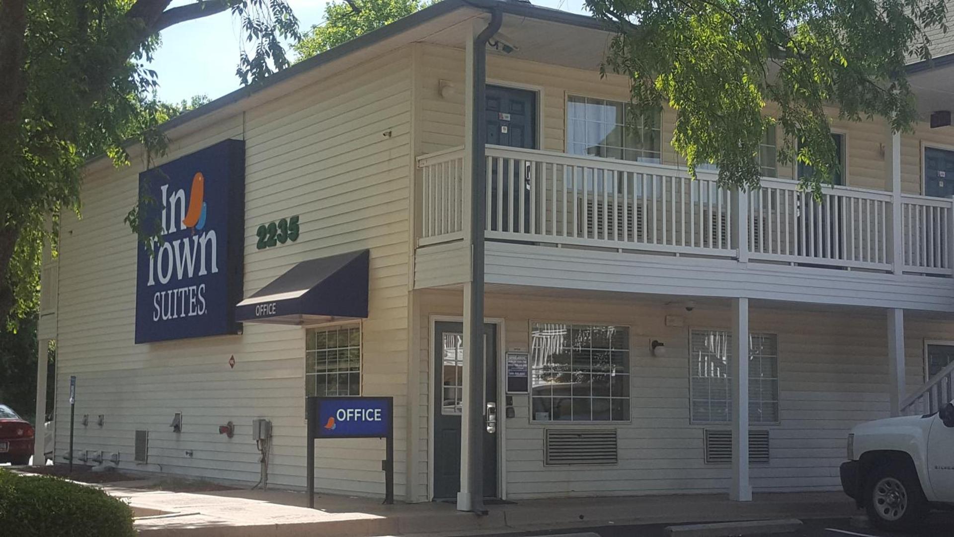 InTown Suites Extended Stay Select Atlanta GA - Morrow — hotel in Morrow