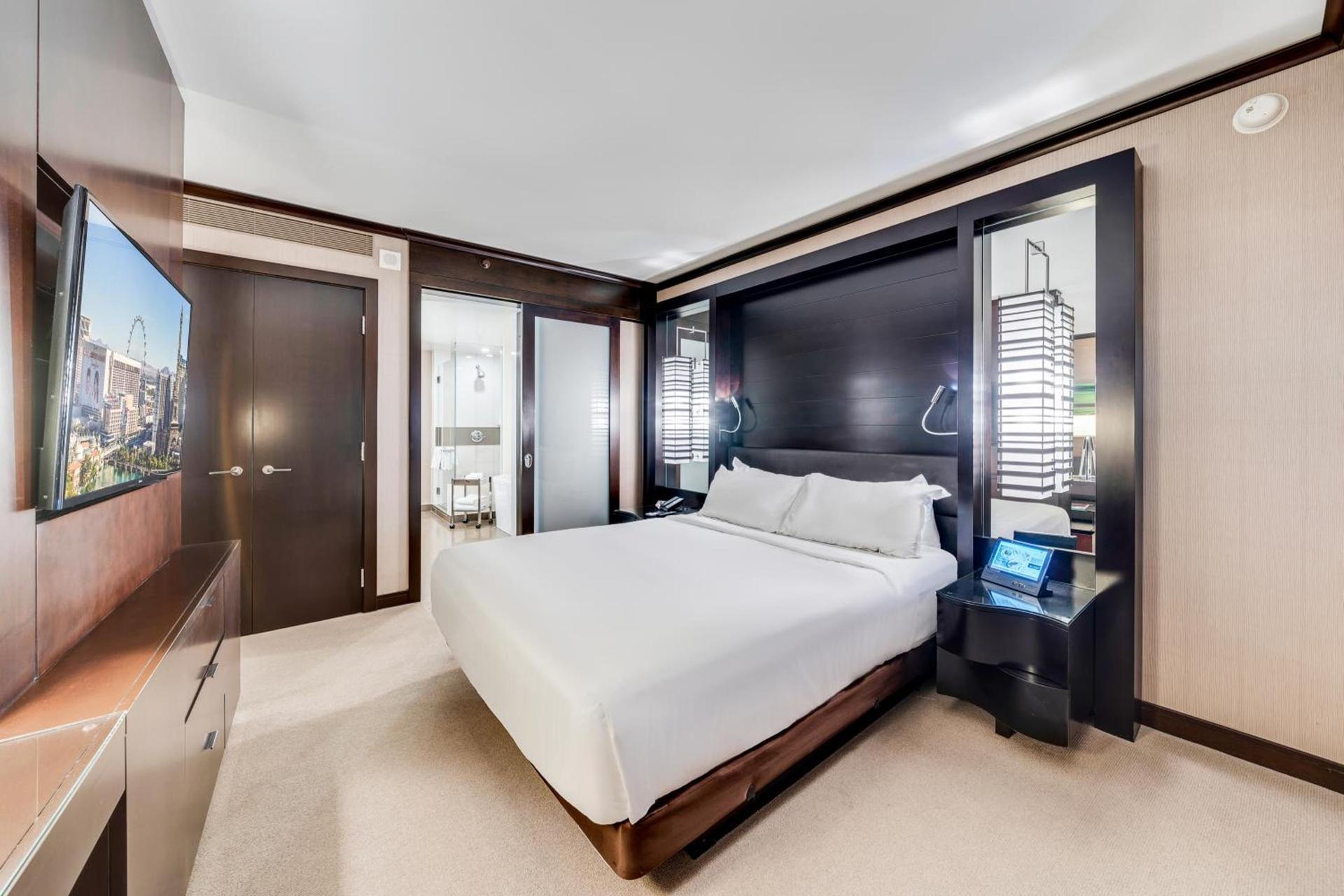 Jet Luxury at The Vdara photo 13