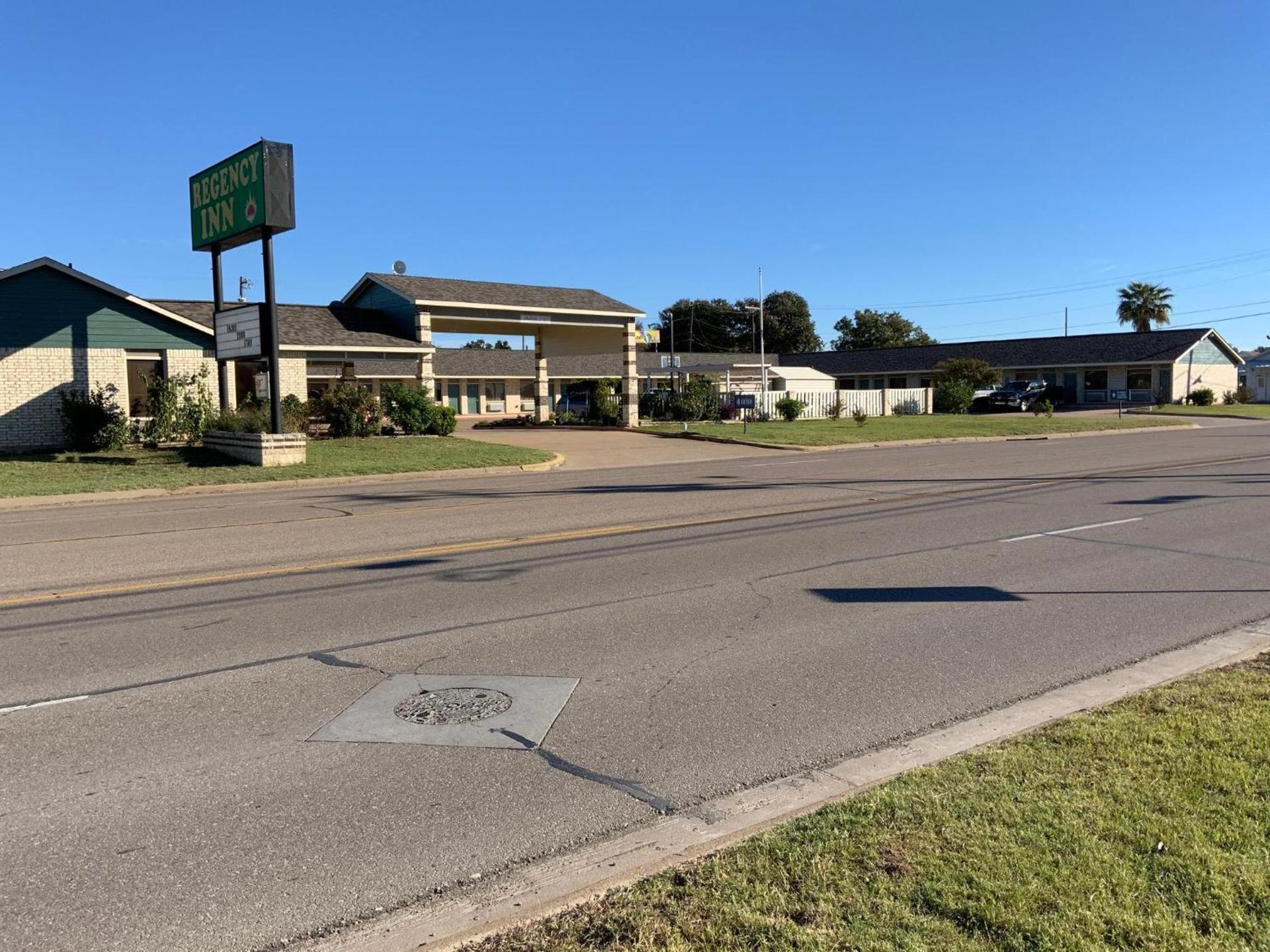 Regency Inn — hotel in Gatesville