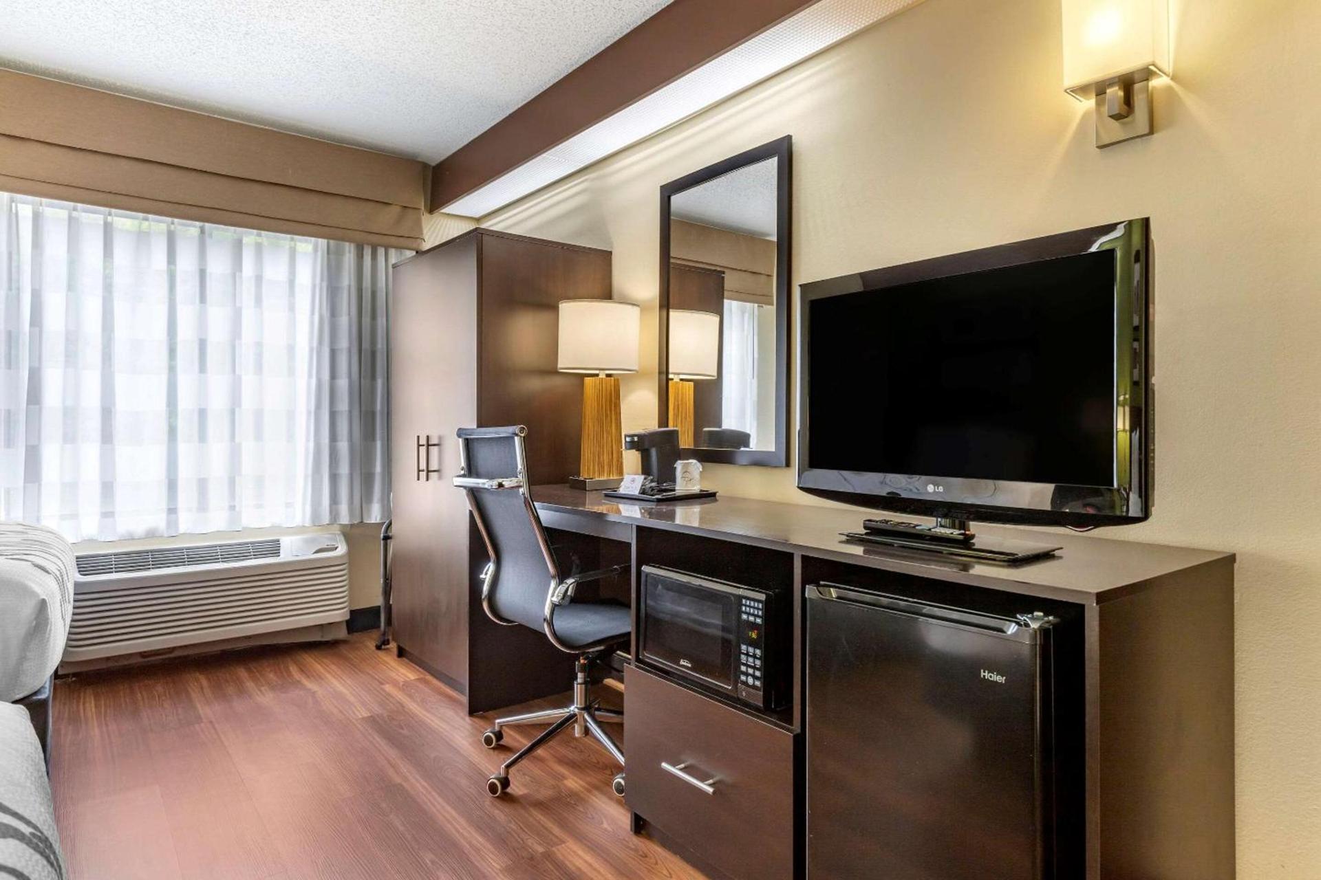 Sleep Inn Matthews-Charlotte photo 21