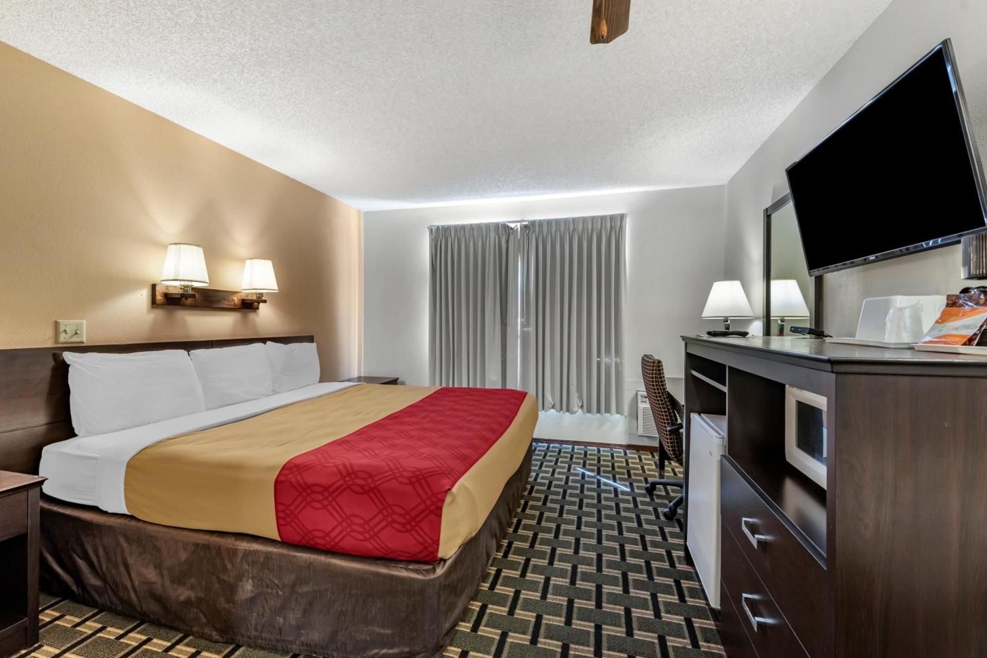 Econo Lodge La Junta photo 6