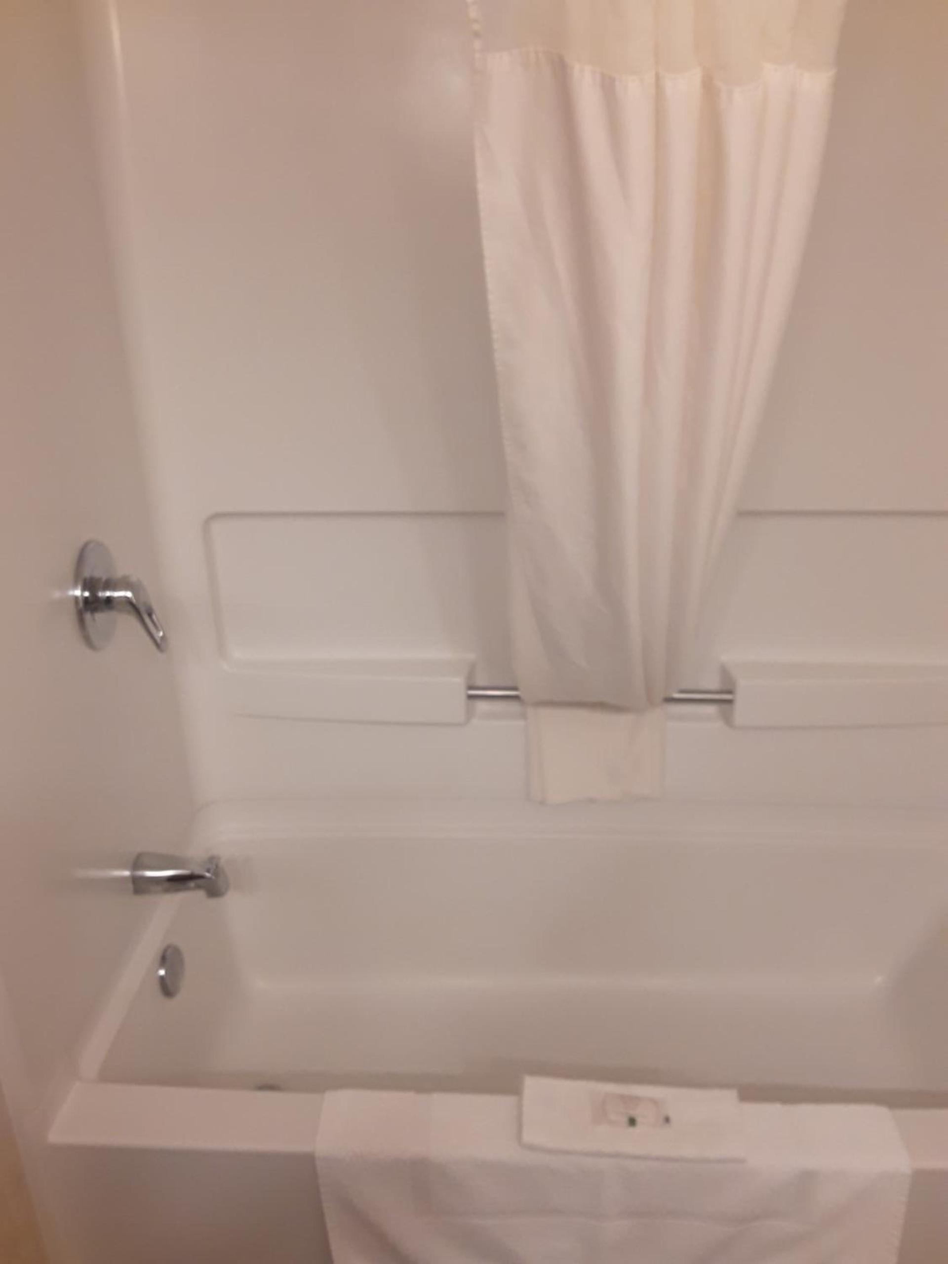 Quality Inn & Suites Manistique photo 5
