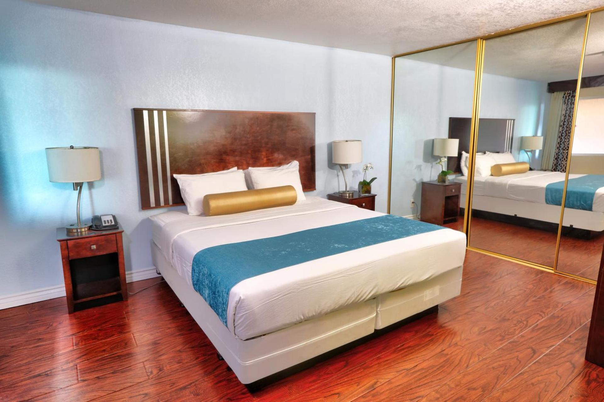 Sunrise Inn San Diego photo 7