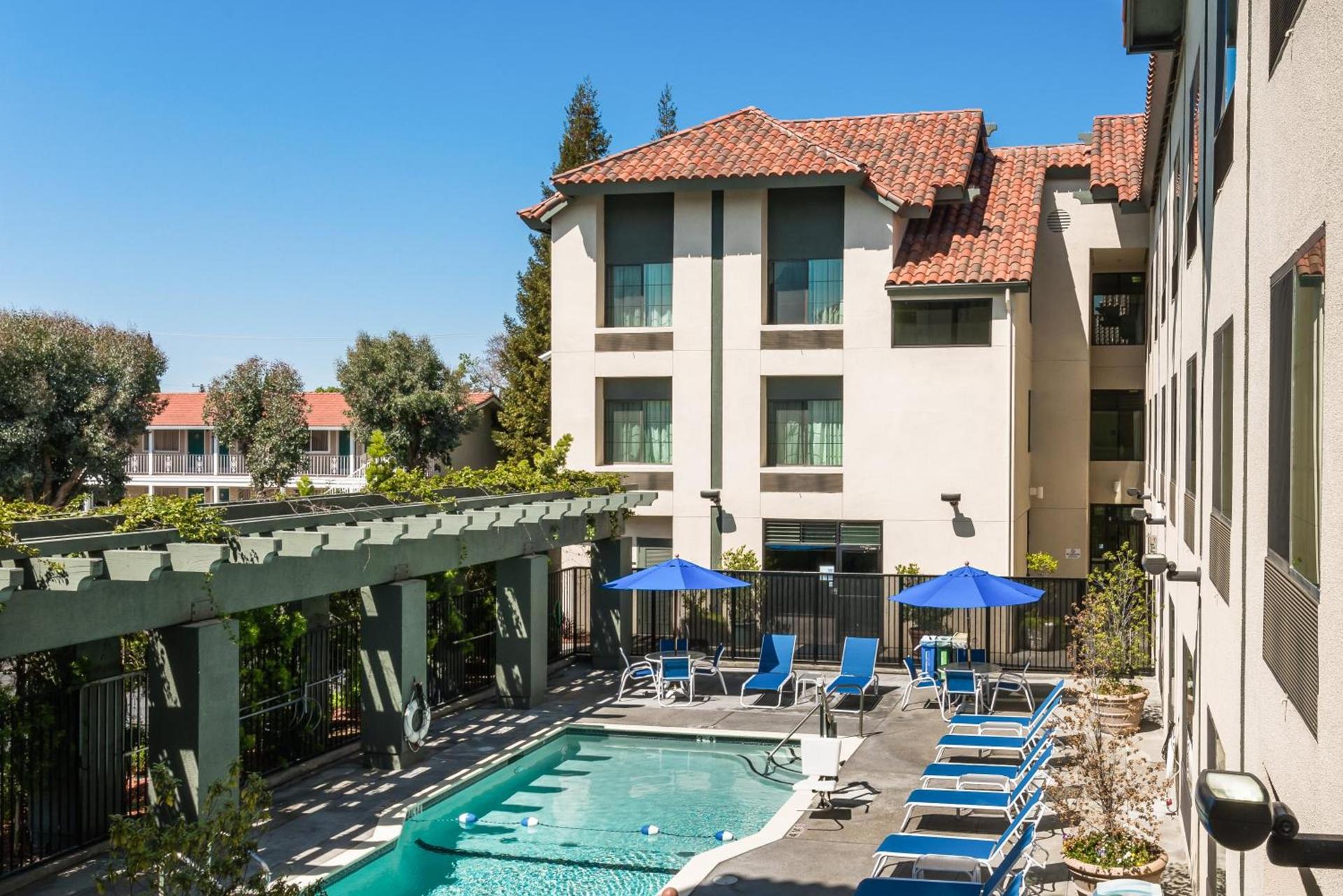 Holiday Inn Express & Suites Santa Clara - Silicon Valley by IHG photo 43