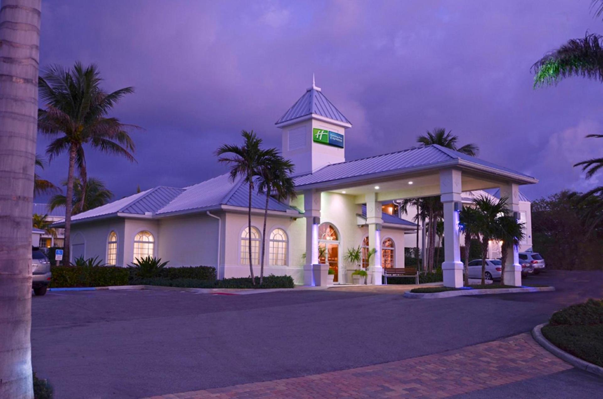 Holiday Inn Express- North Palm Beach and IHG Hotel photo 57