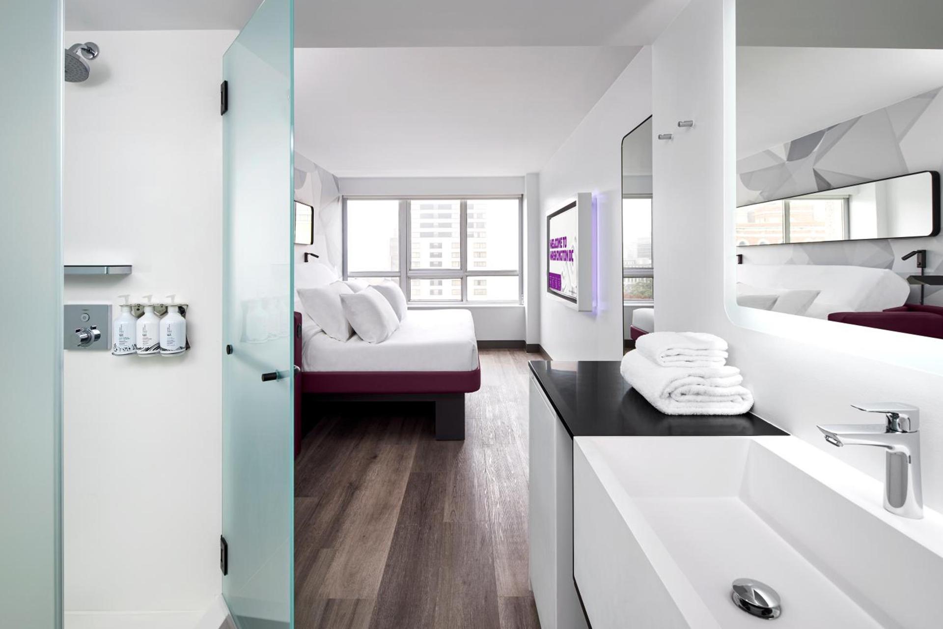 YOTEL Washington DC photo 88