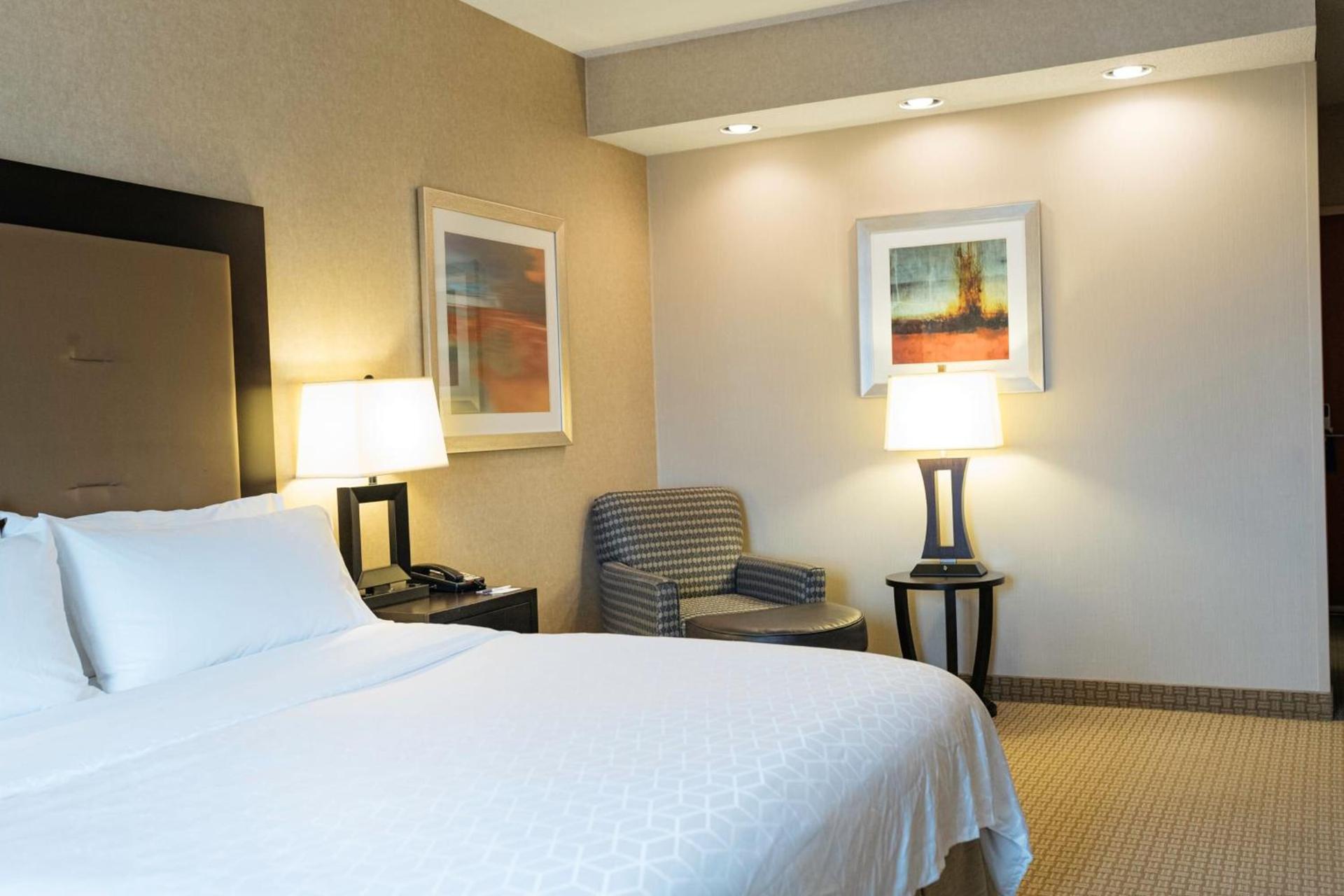 Holiday Inn Express & Suites - Olathe North by IHG photo 30