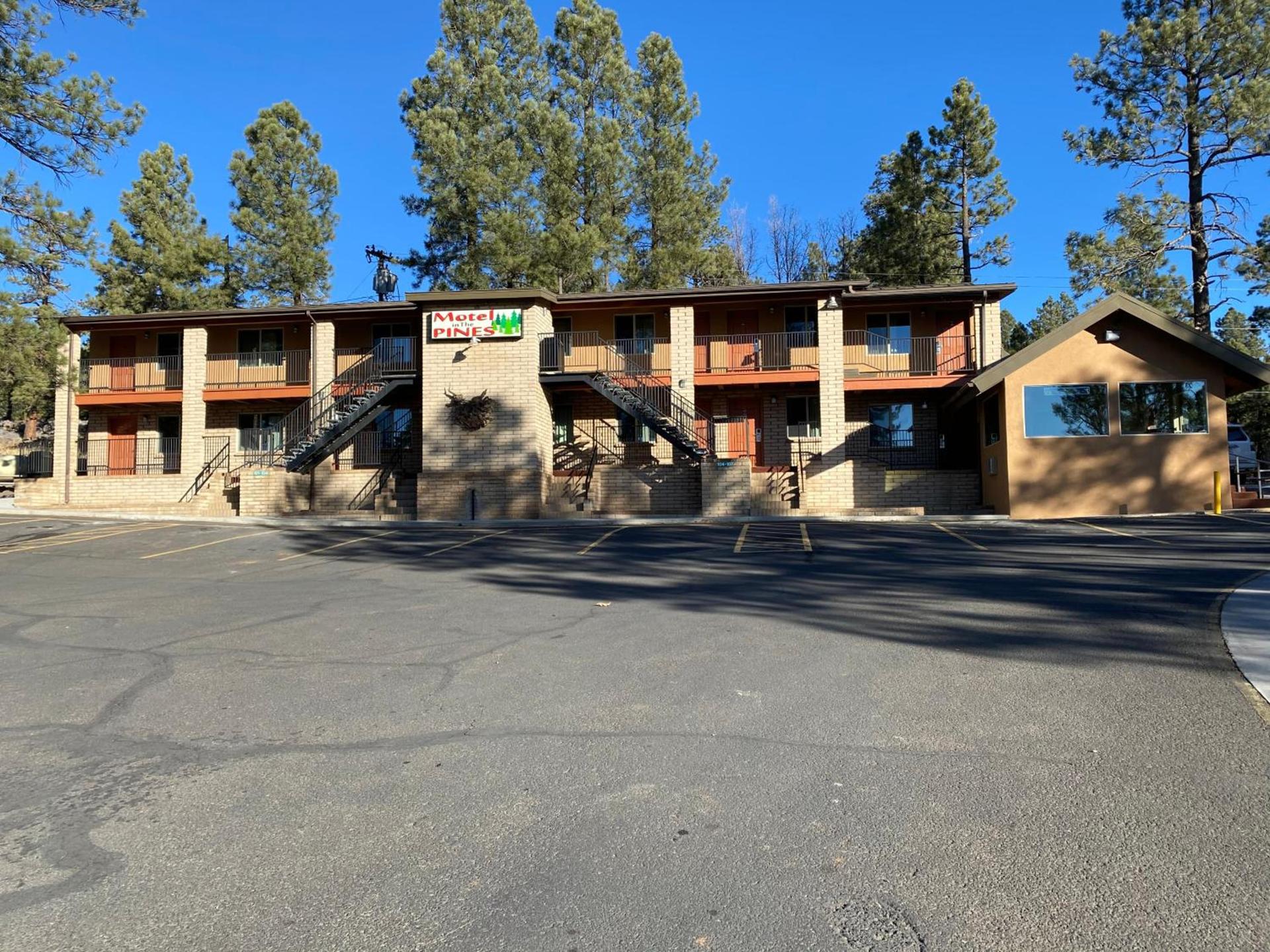 Motel In The Pines photo 5