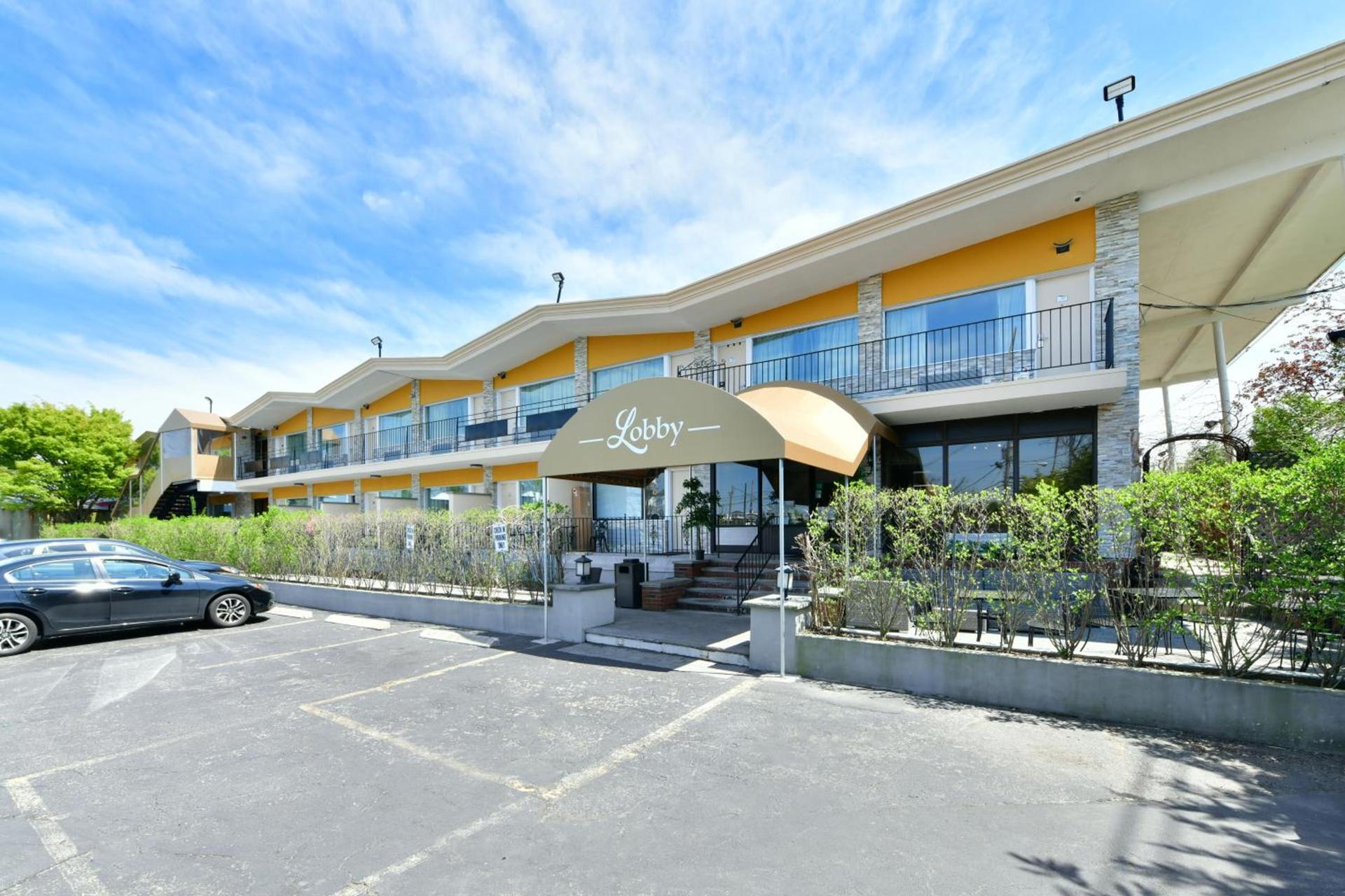 The Freeport Inn and Marina photo 9