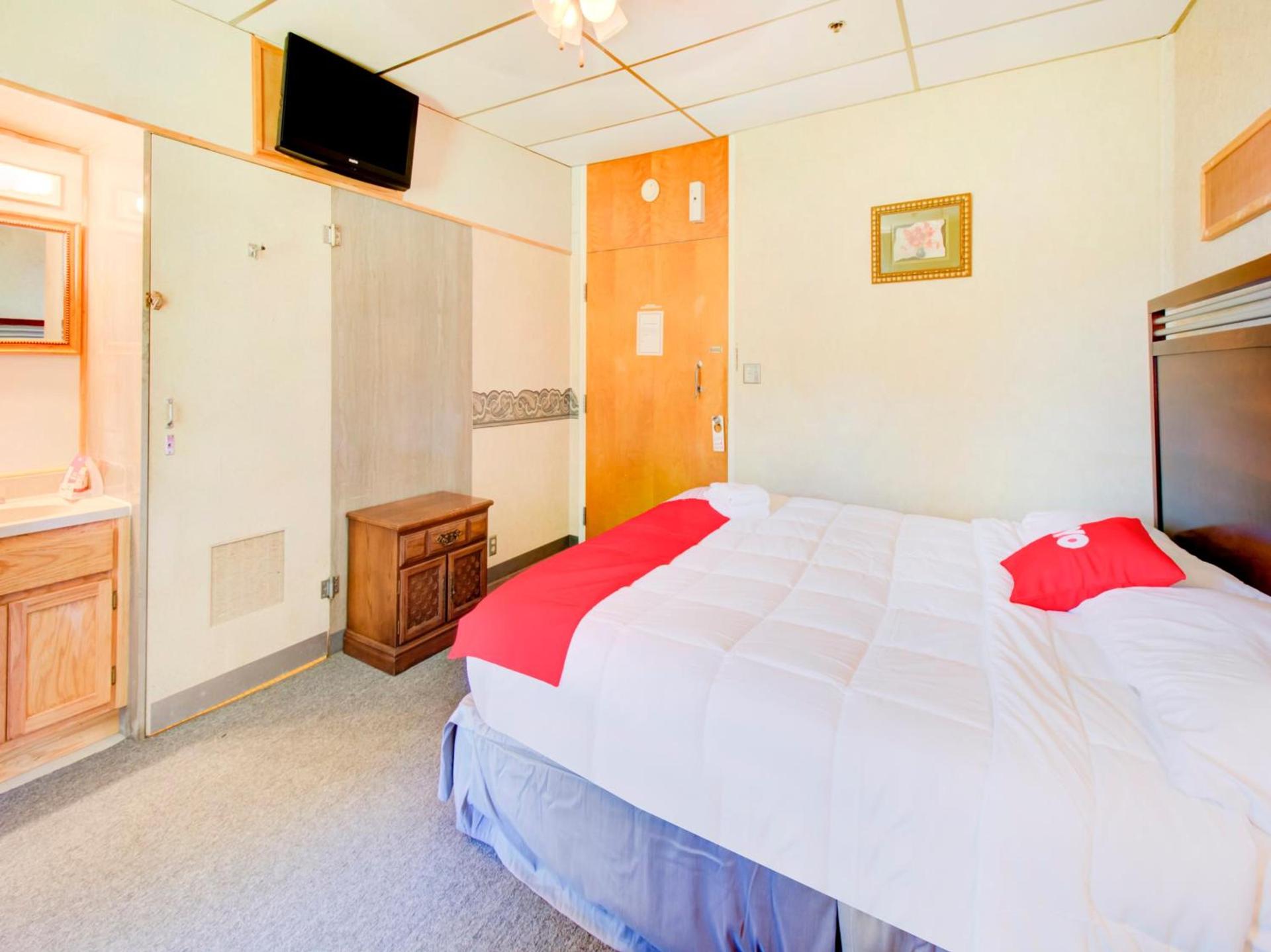 OYO Hotel Drumright I-44 OK photo 12