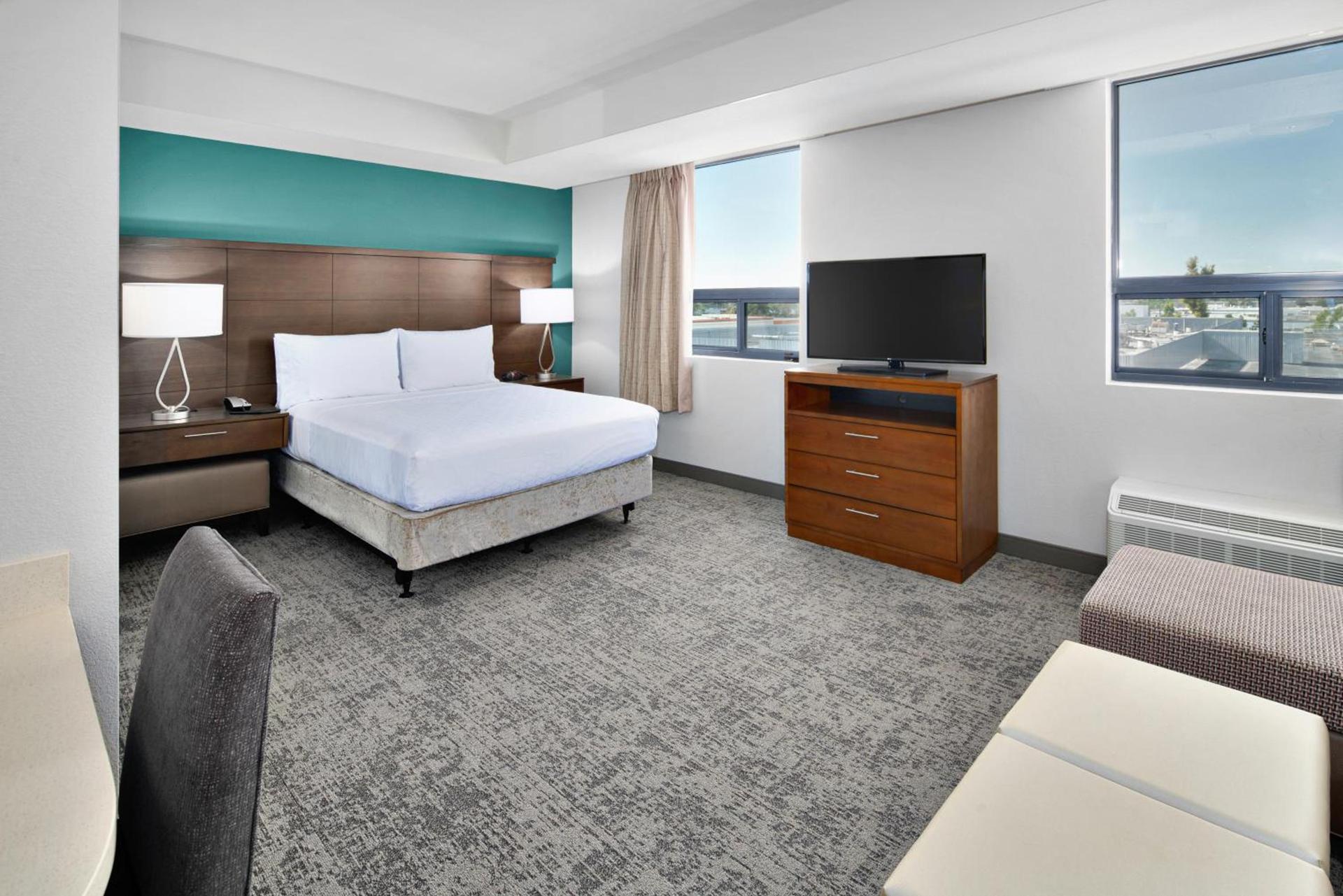 Staybridge Suites Irvine - John Wayne Airport by IHG photo 58
