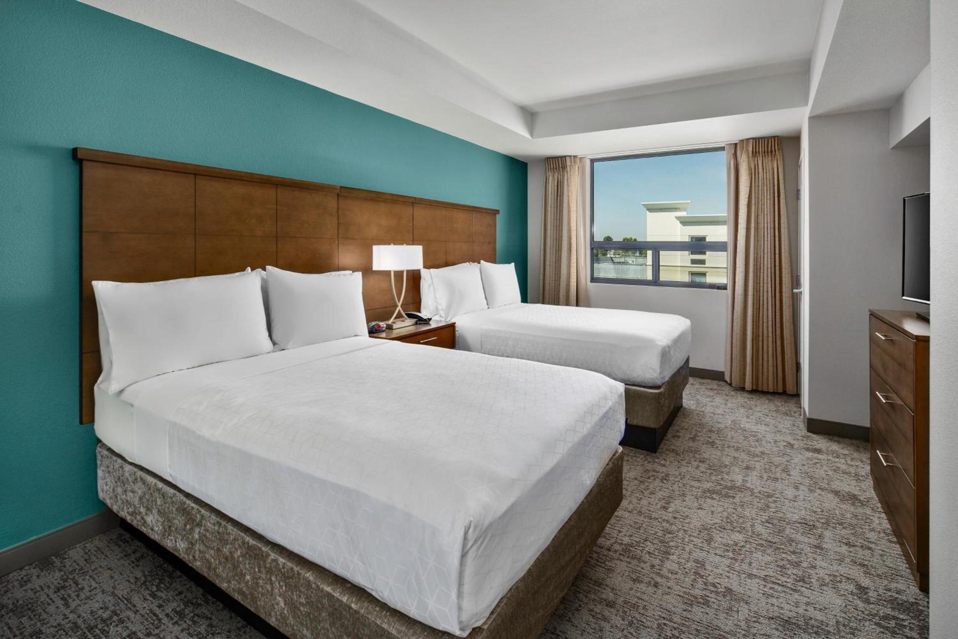 Staybridge Suites Irvine - John Wayne Airport by IHG photo 53