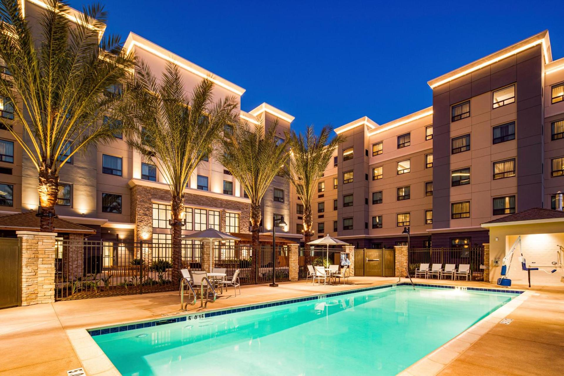 Staybridge Suites Irvine - John Wayne Airport by IHG photo 3