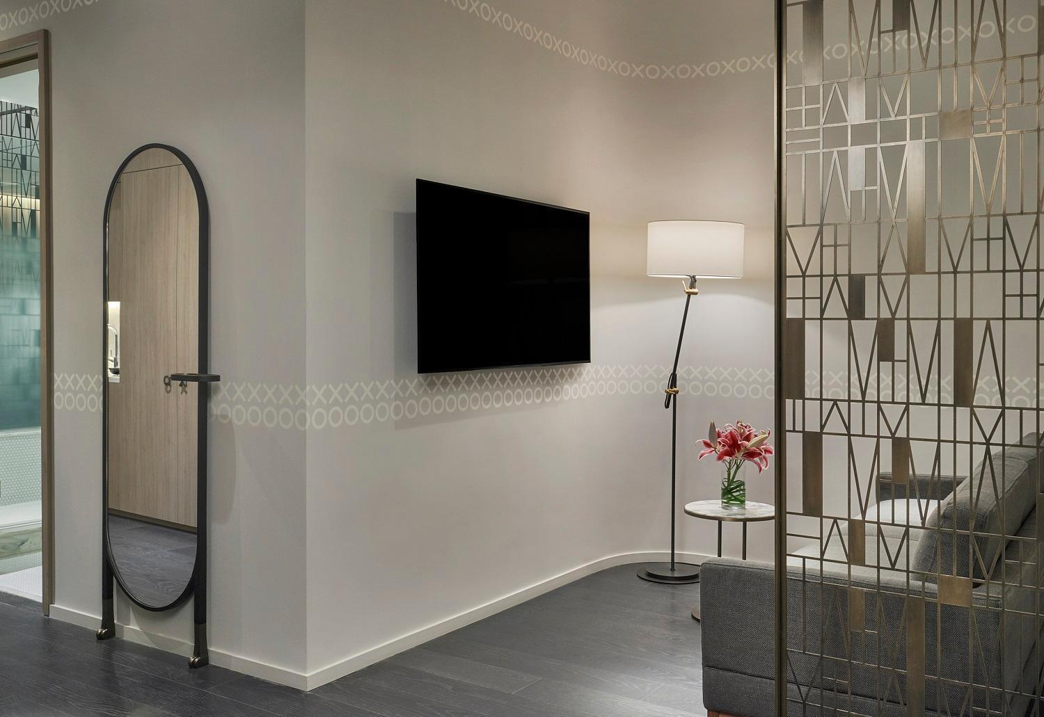 SLS LUX Brickell photo 63