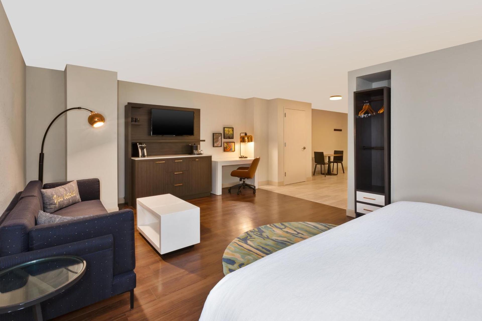 Hotel Indigo Rochester - Mayo Clinic Area by IHG photo 4