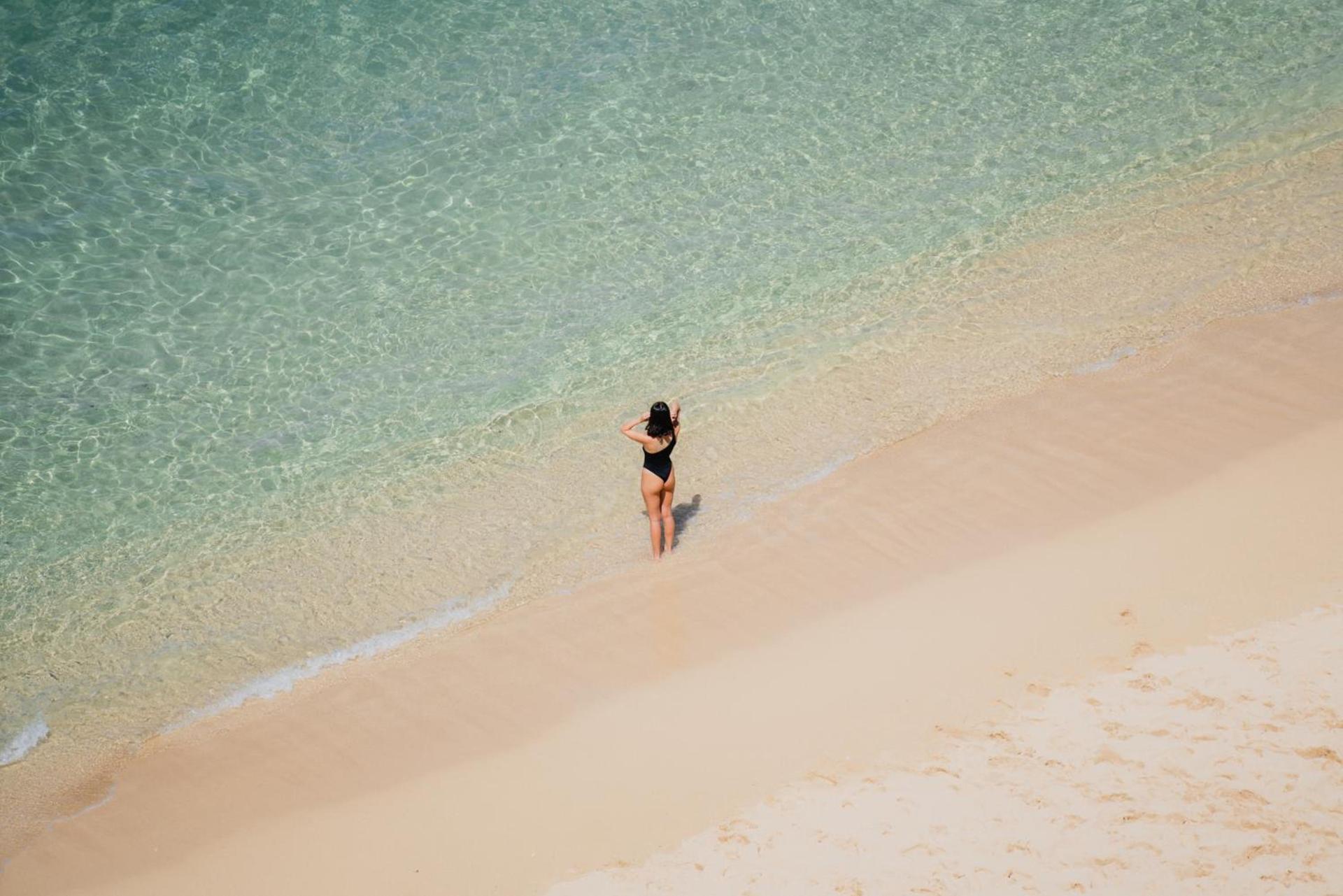 Kaimana Beach Hotel photo 9