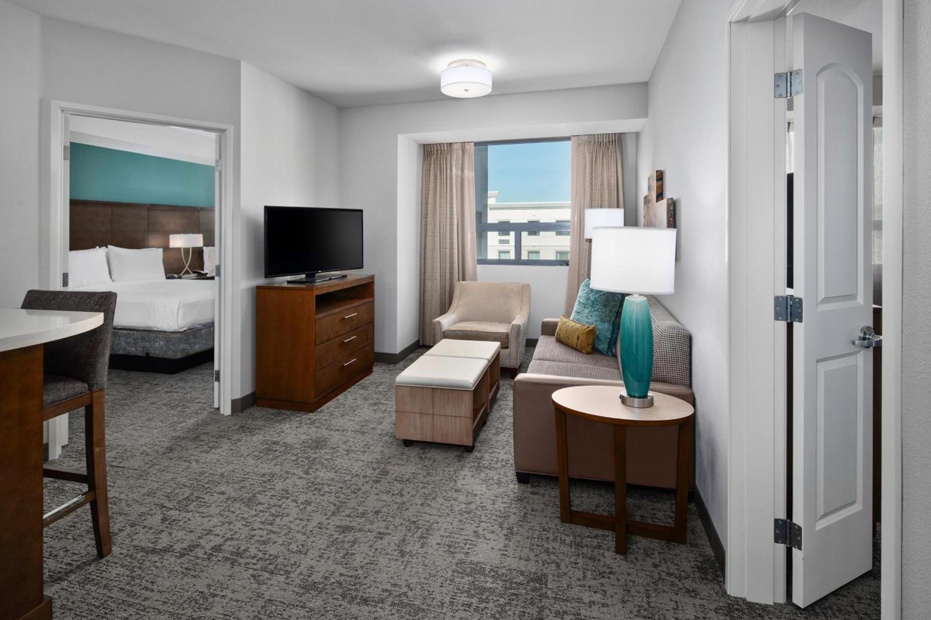 Staybridge Suites Irvine - John Wayne Airport by IHG photo 79