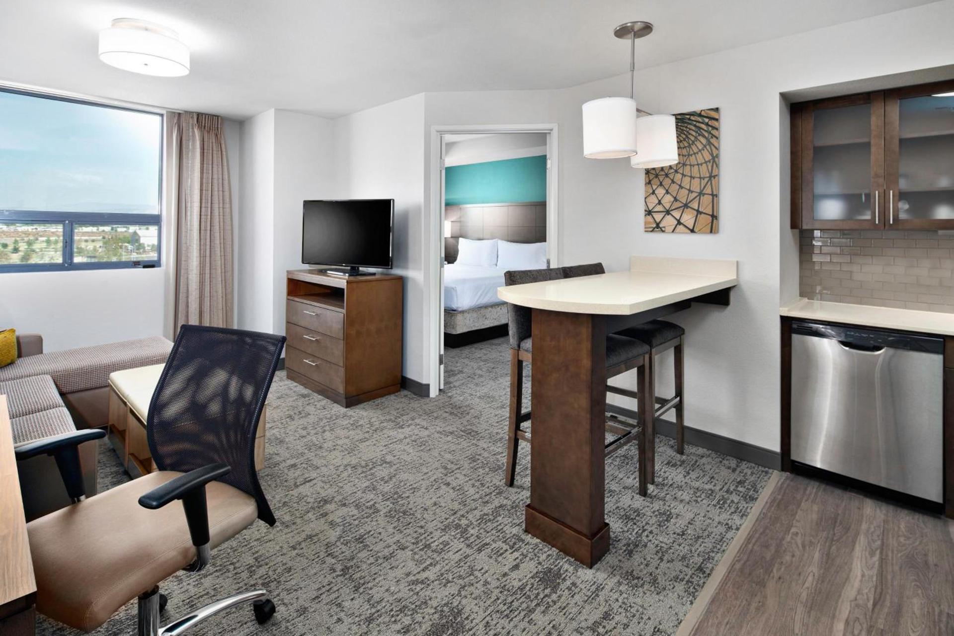Staybridge Suites Irvine - John Wayne Airport by IHG photo 42