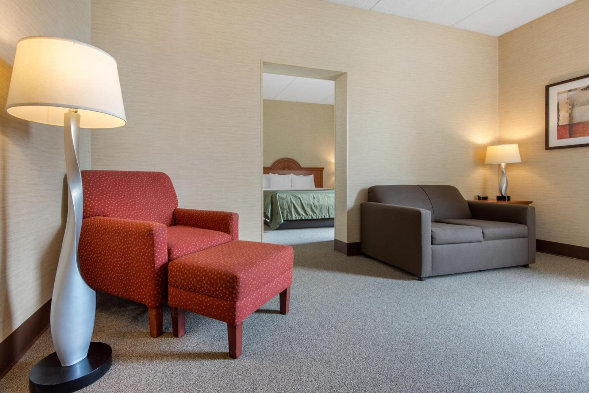 Quality Inn & Suites Mansfield photo 36