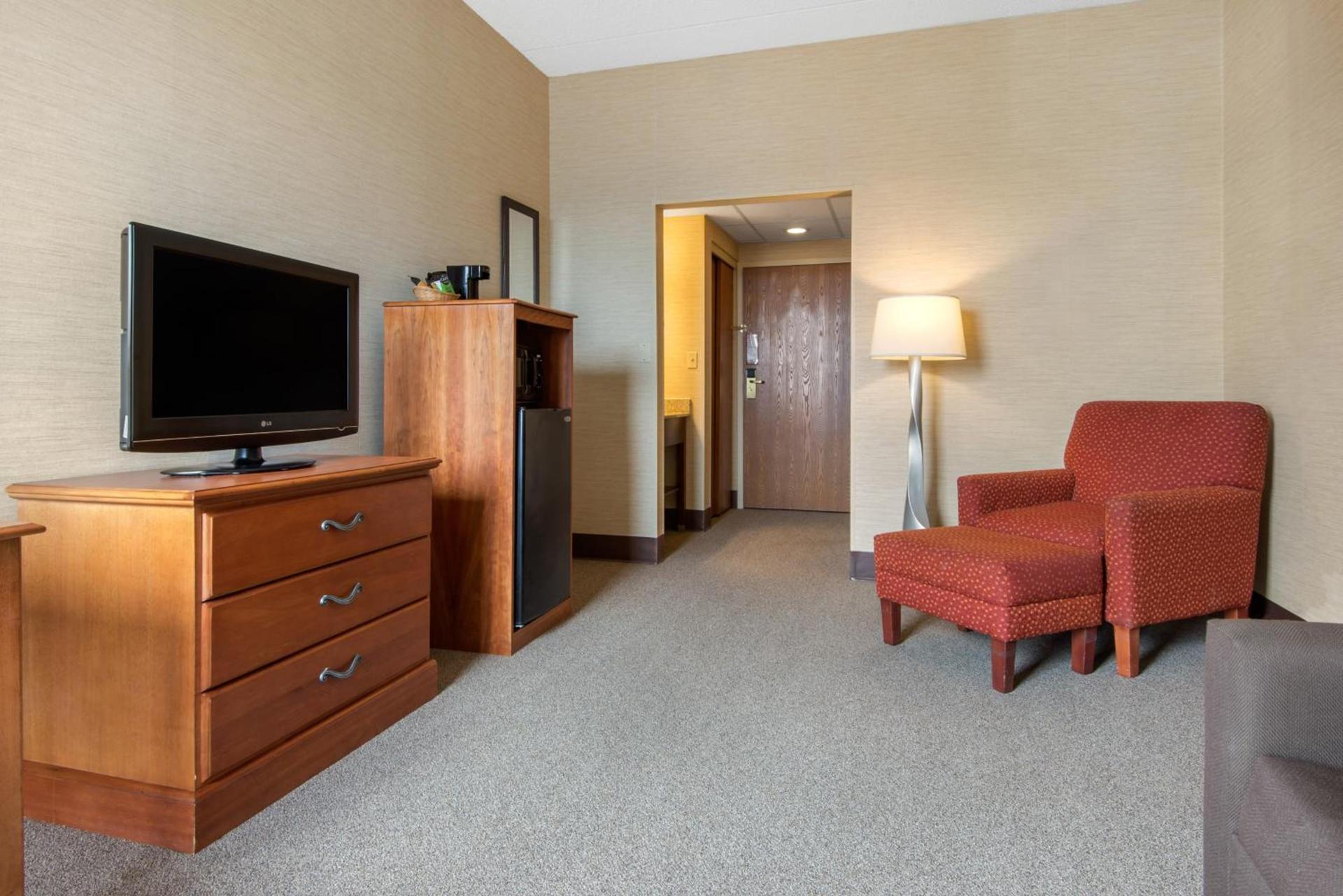 Quality Inn & Suites Mansfield photo 34