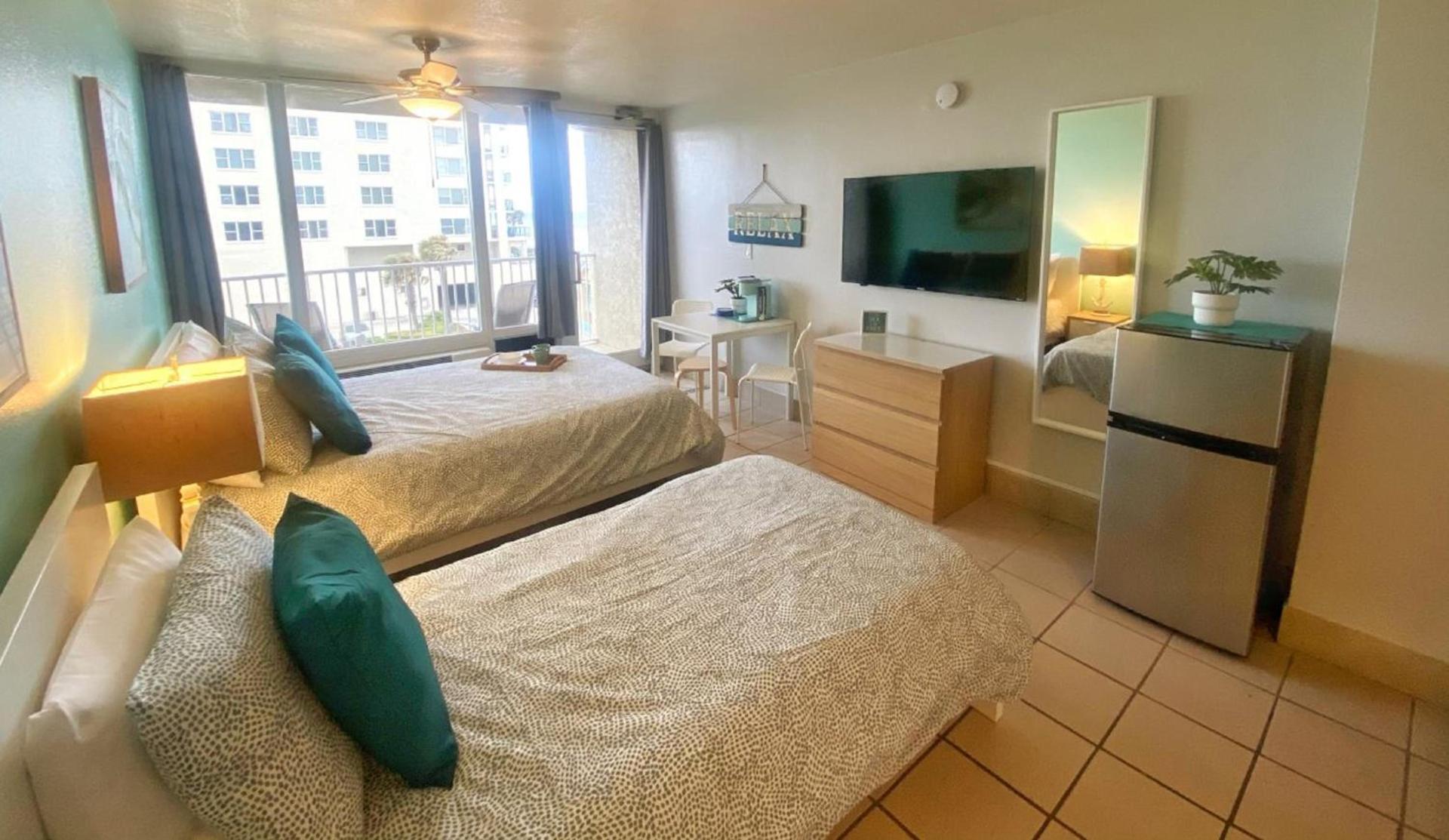 Pirates Cove Resort Studios! photo 20