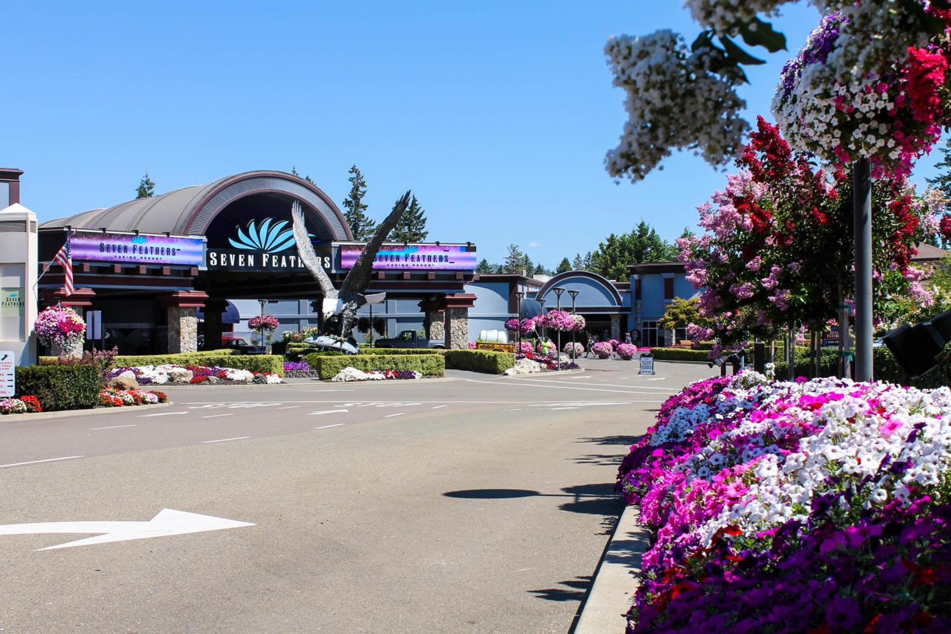 Seven Feathers Casino Resort photo 14