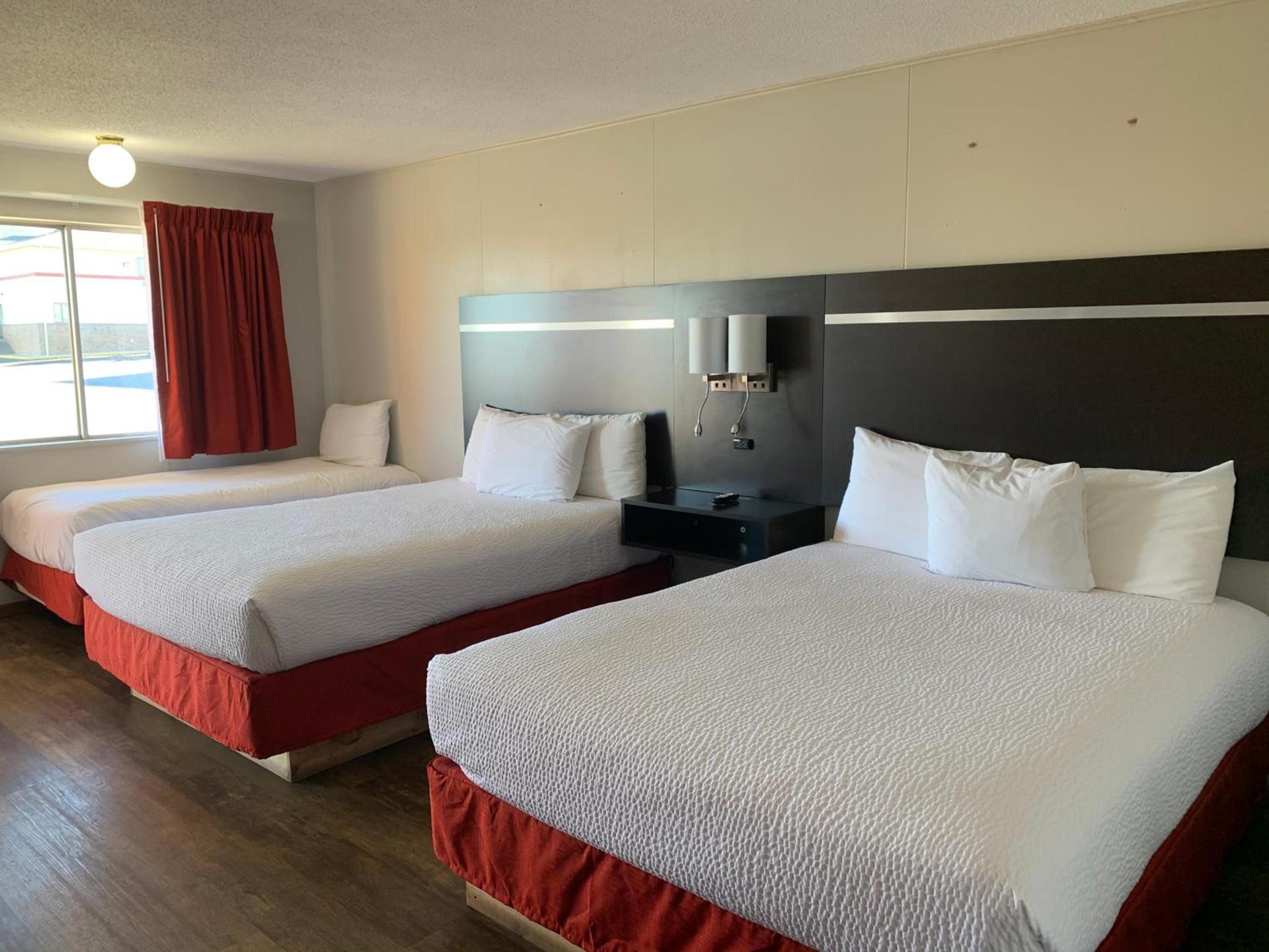 Americas Best Value Inn Wall photo 77