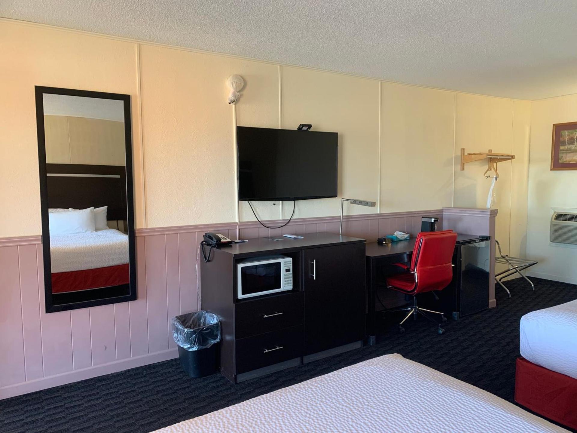 Americas Best Value Inn Wall photo 71