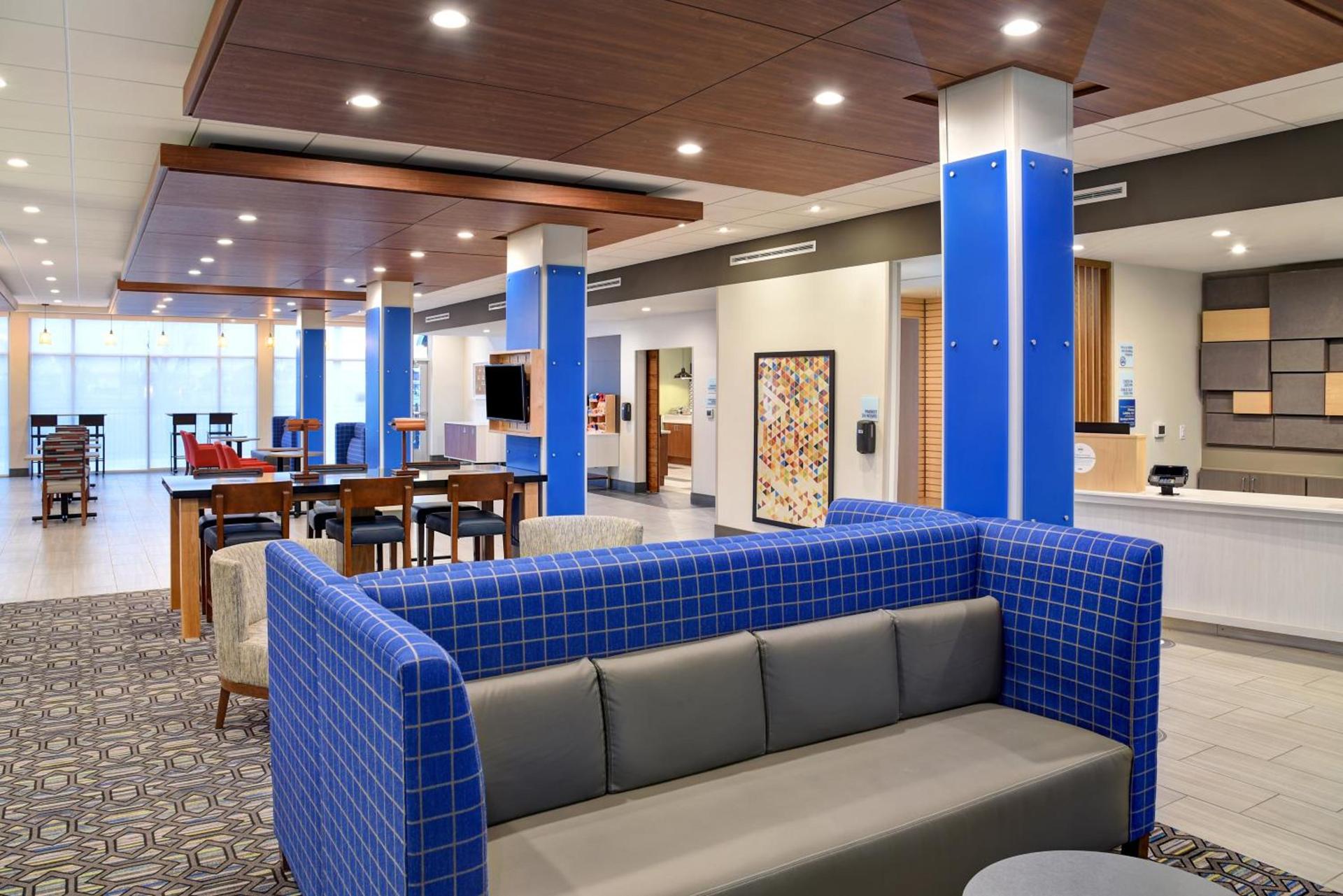 Holiday Inn Express & Suites - Ottawa by IHG photo 38