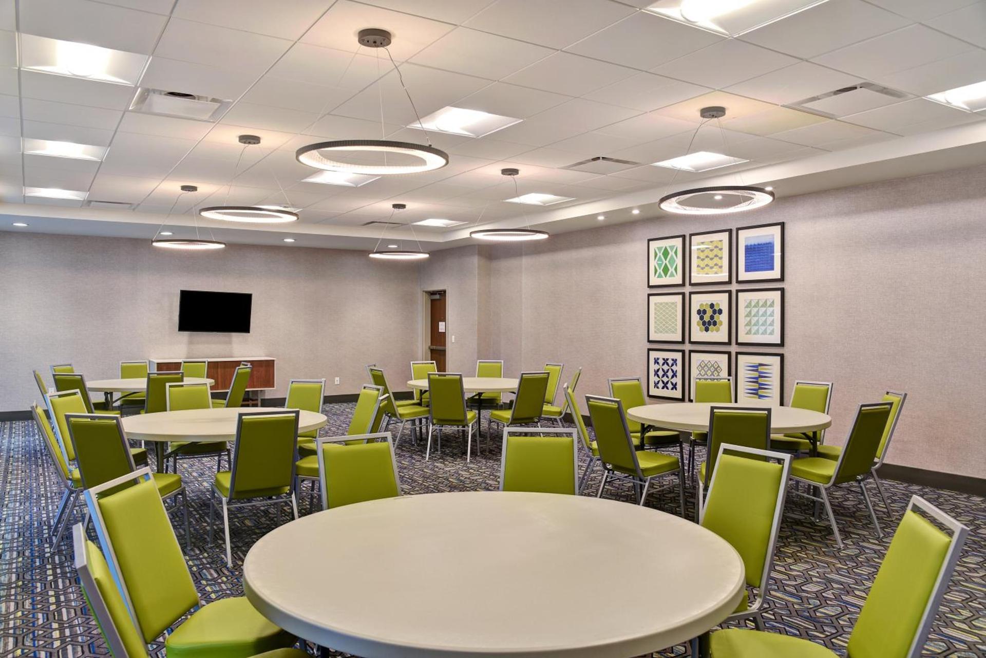 Holiday Inn Express & Suites - Ottawa by IHG photo 29
